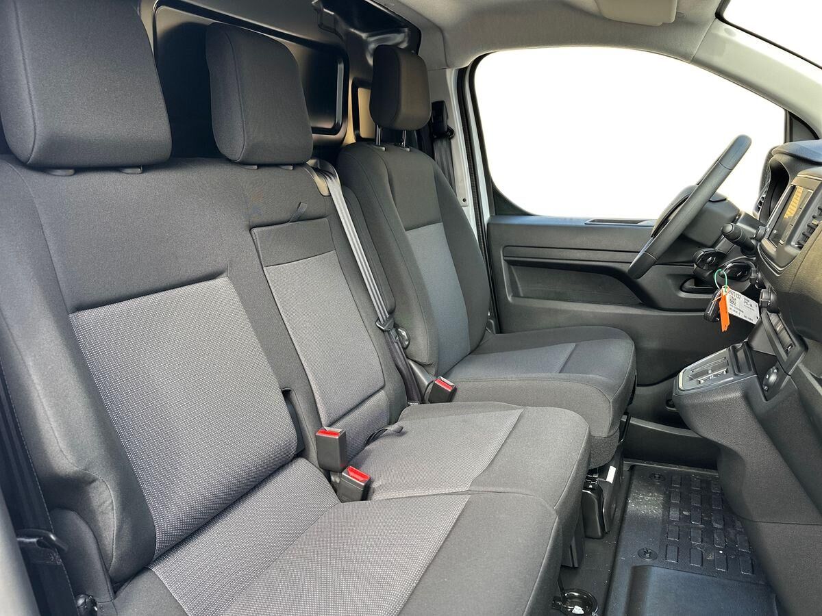 Billede af Opel Vivaro-e L2V1 EL Enjoy+ 136HK Van Aut.