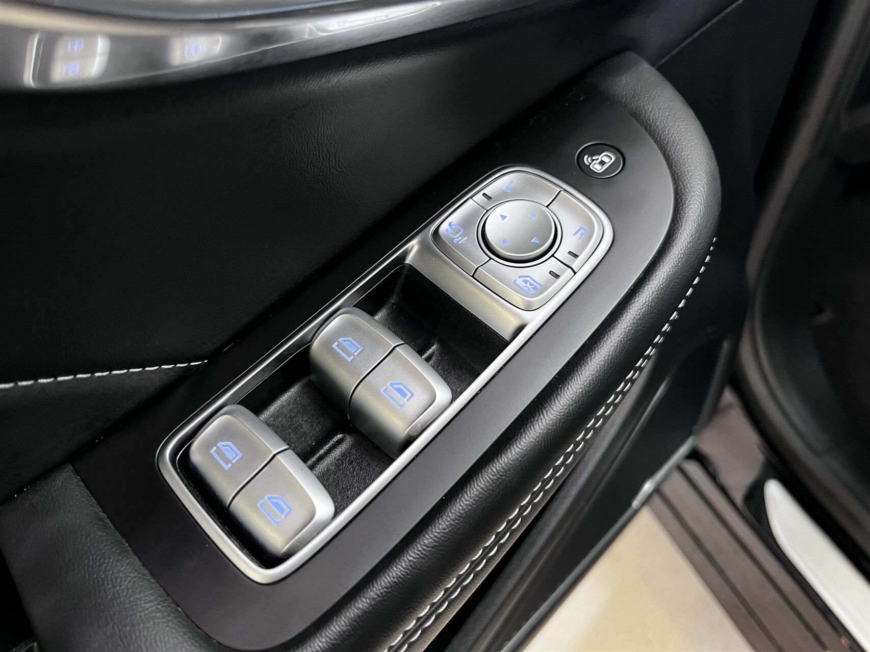 Billede af MG Marvel R EL Luxury 180HK 5d Aut.