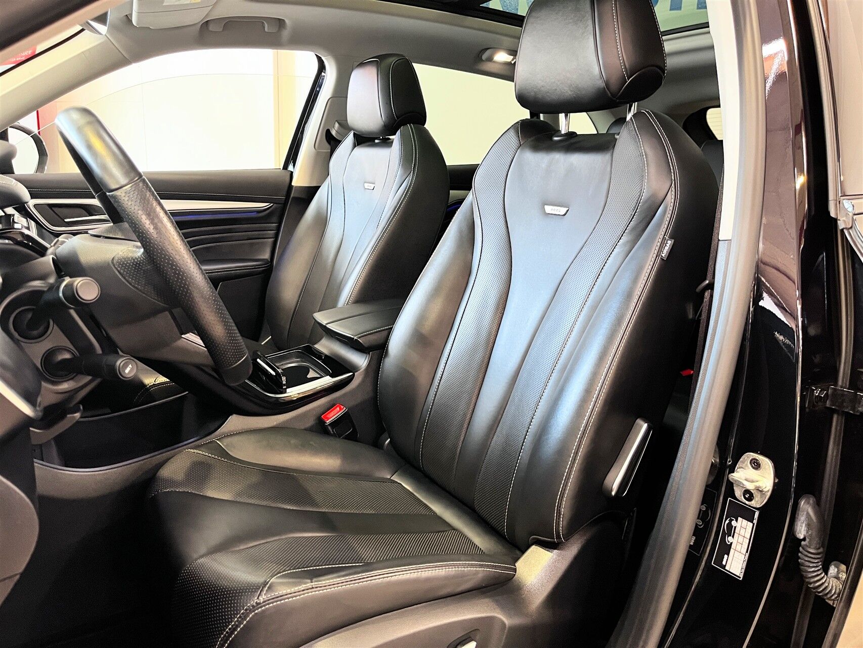 Billede af MG Marvel R EL Luxury 180HK 5d Aut.