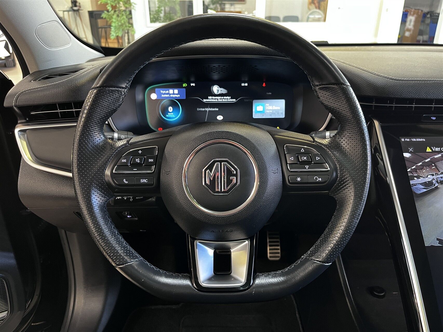 Billede af MG Marvel R EL Luxury 180HK 5d Aut.