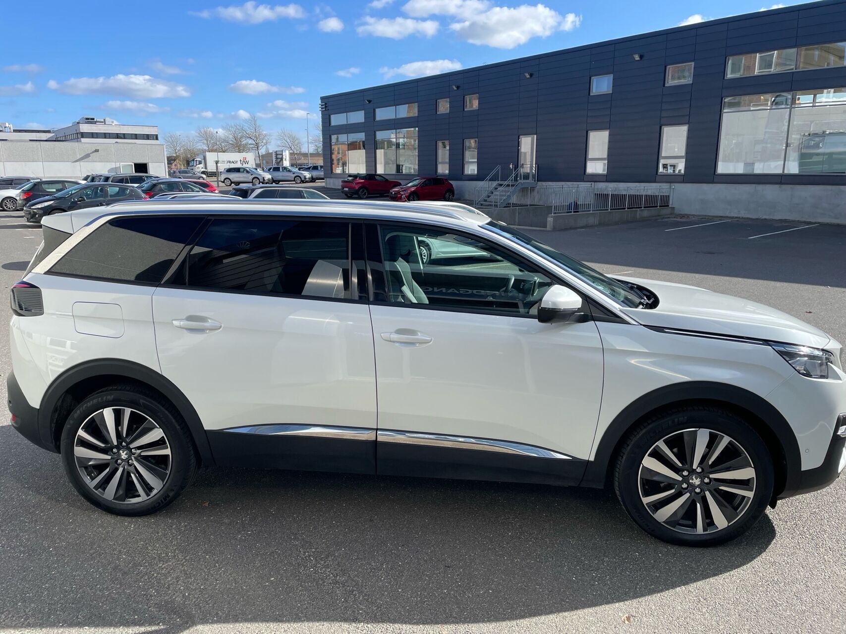 Billede af Peugeot 5008 1,5 BlueHDi Allure Pack 130HK 5d 6g