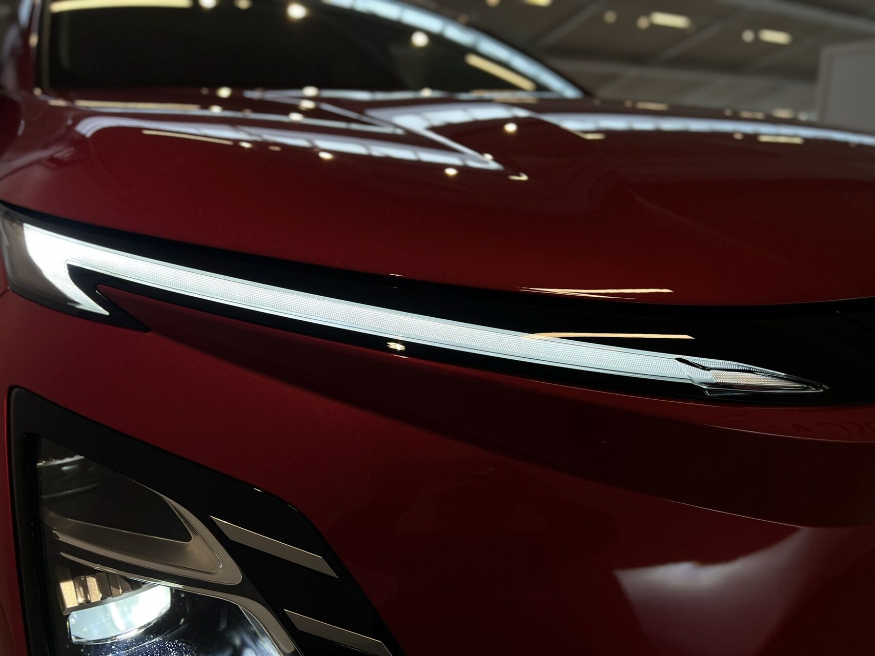 Billede af Omoda 5 EL Premium + 211HK Aut.