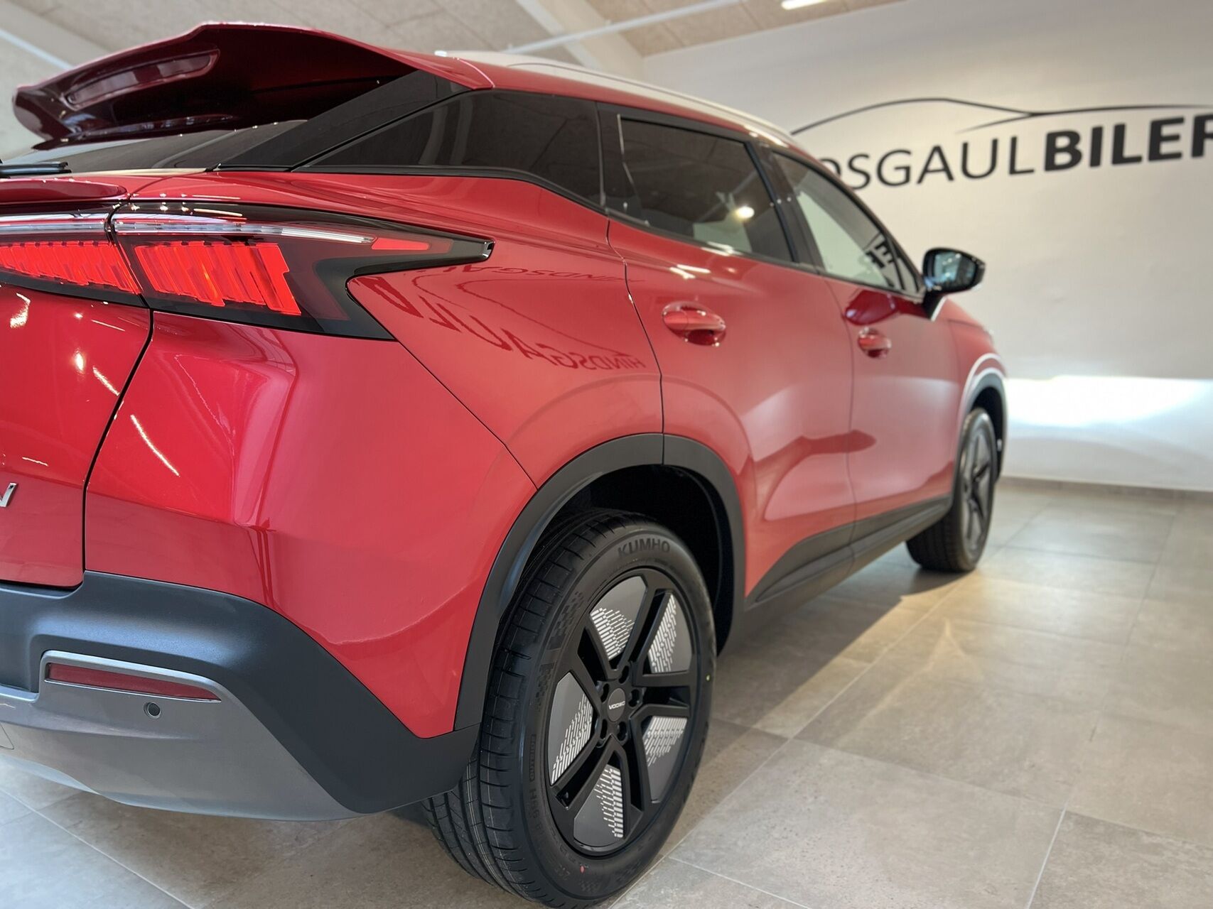 Billede af Omoda 5 EL Premium + 211HK Aut.