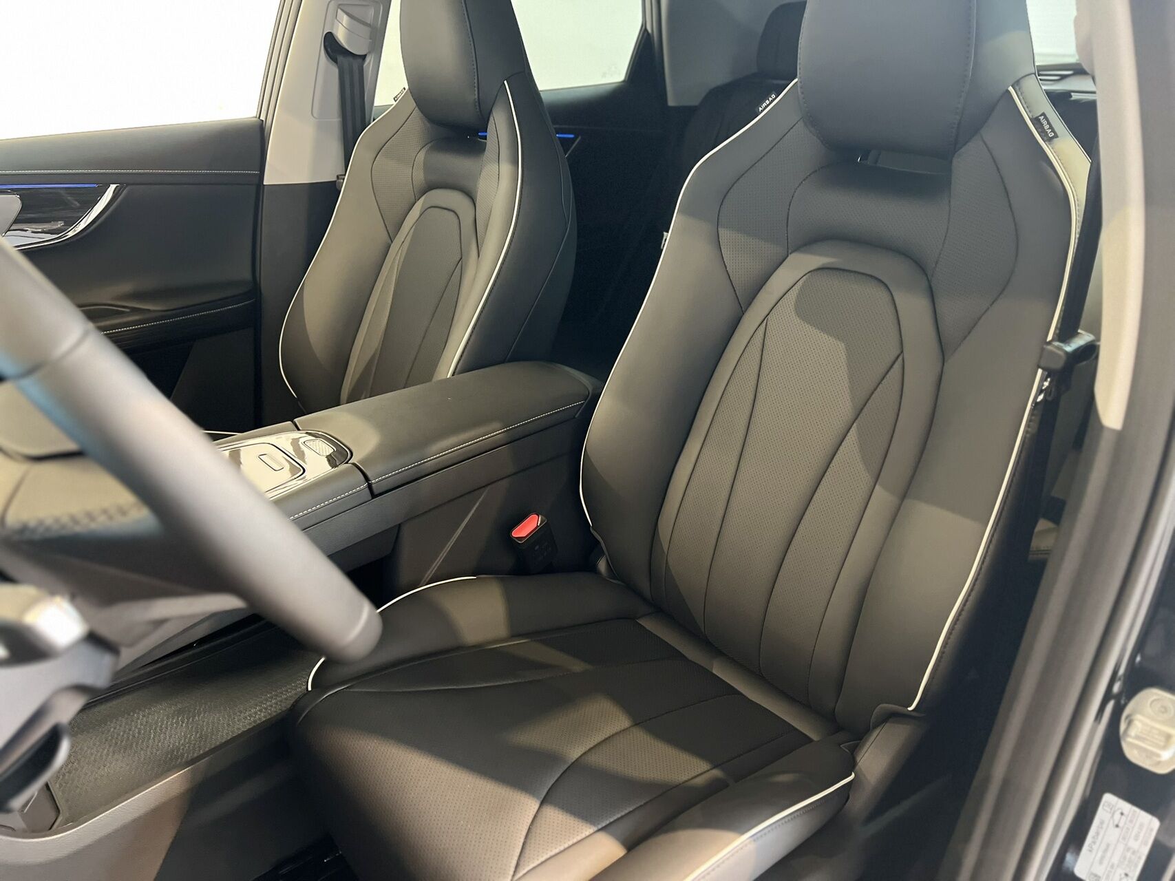 Billede af Omoda 5 EL Premium + 211HK Aut.