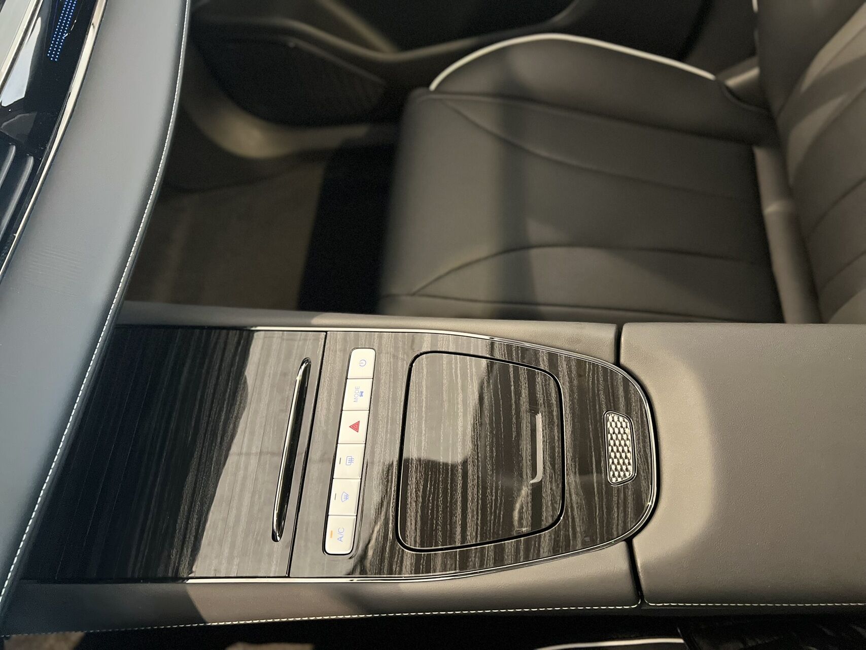 Billede af Omoda 5 EL Premium + 211HK Aut.