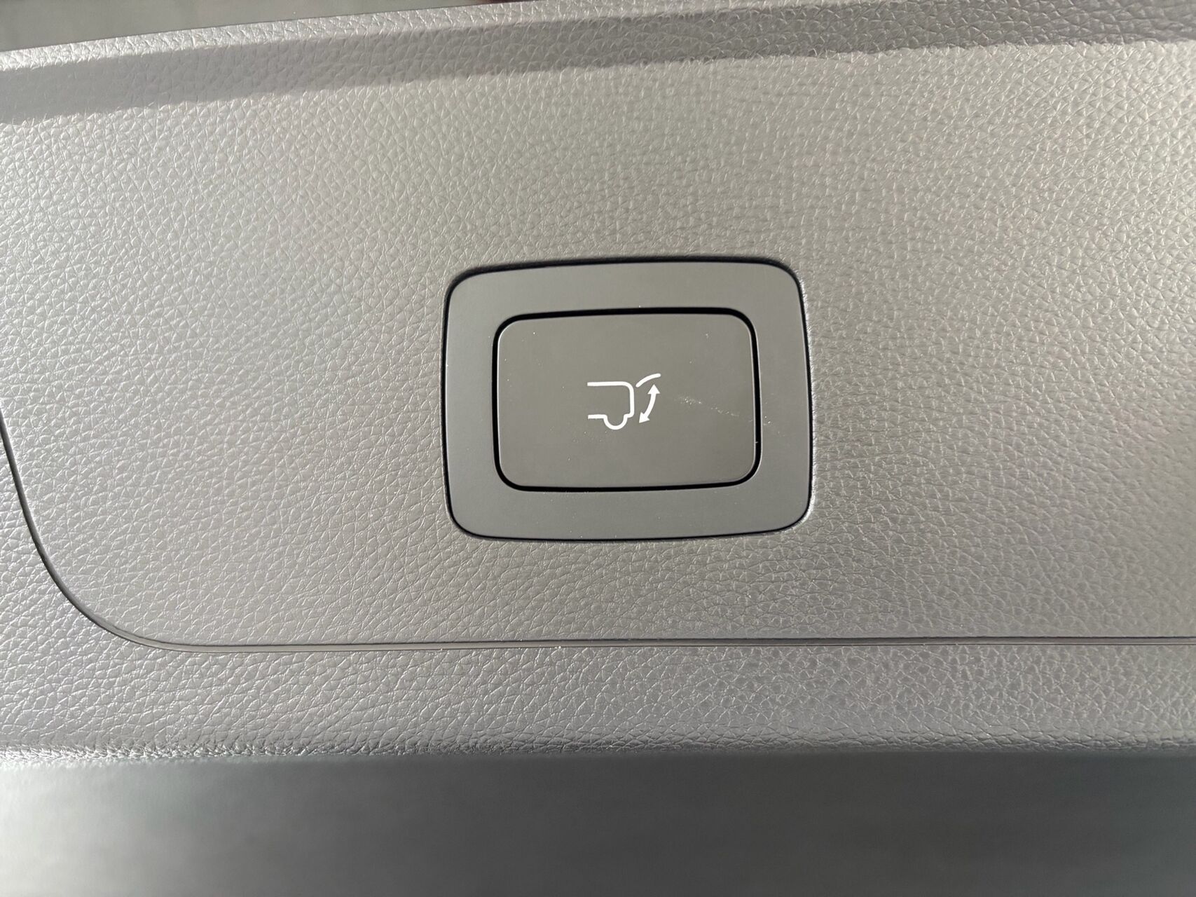 Billede af Maxus Maxus Euniq6 70 kwt