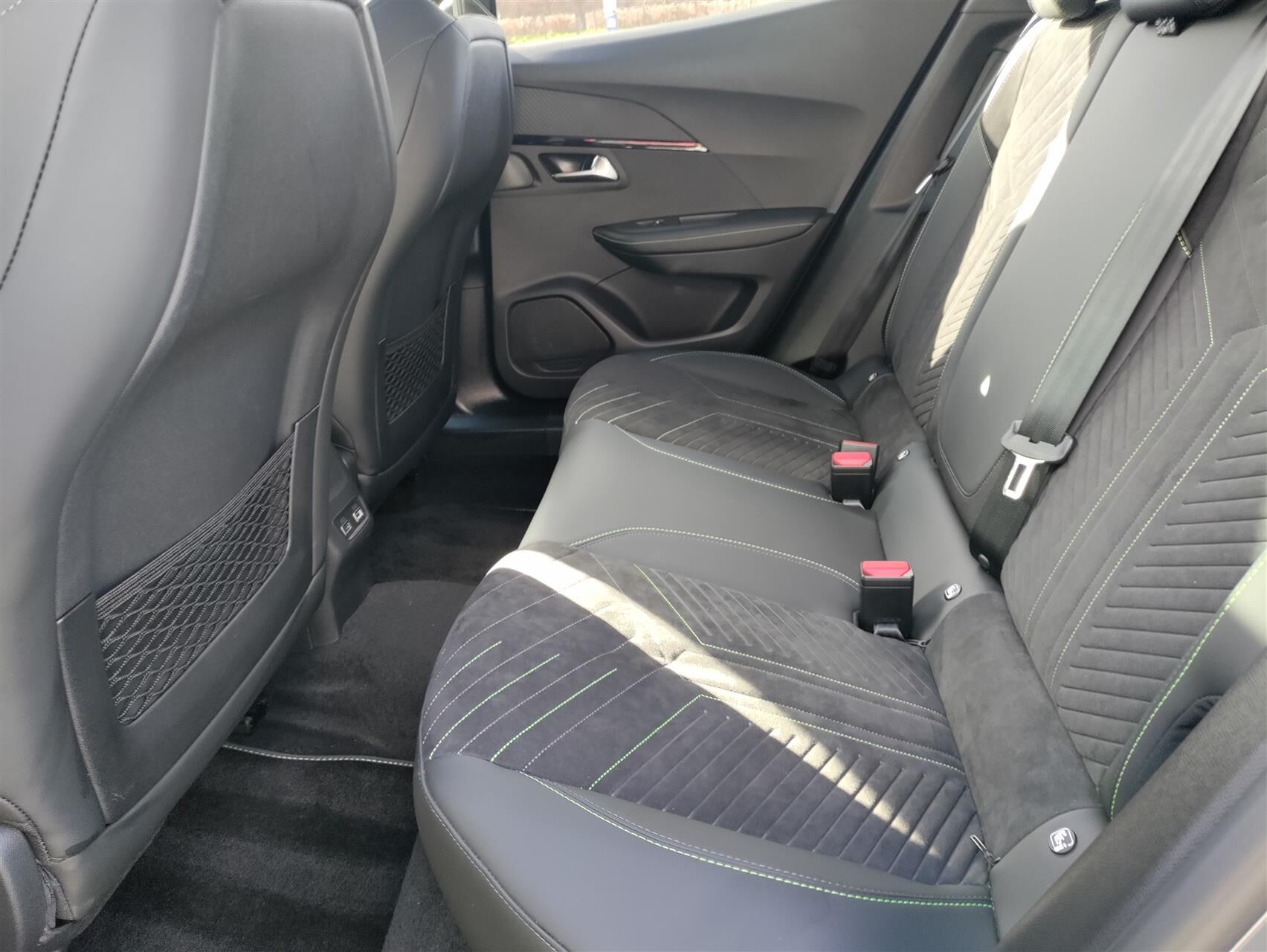 Billede af Peugeot e-2008 EL GT Sky 156HK 5d Aut.