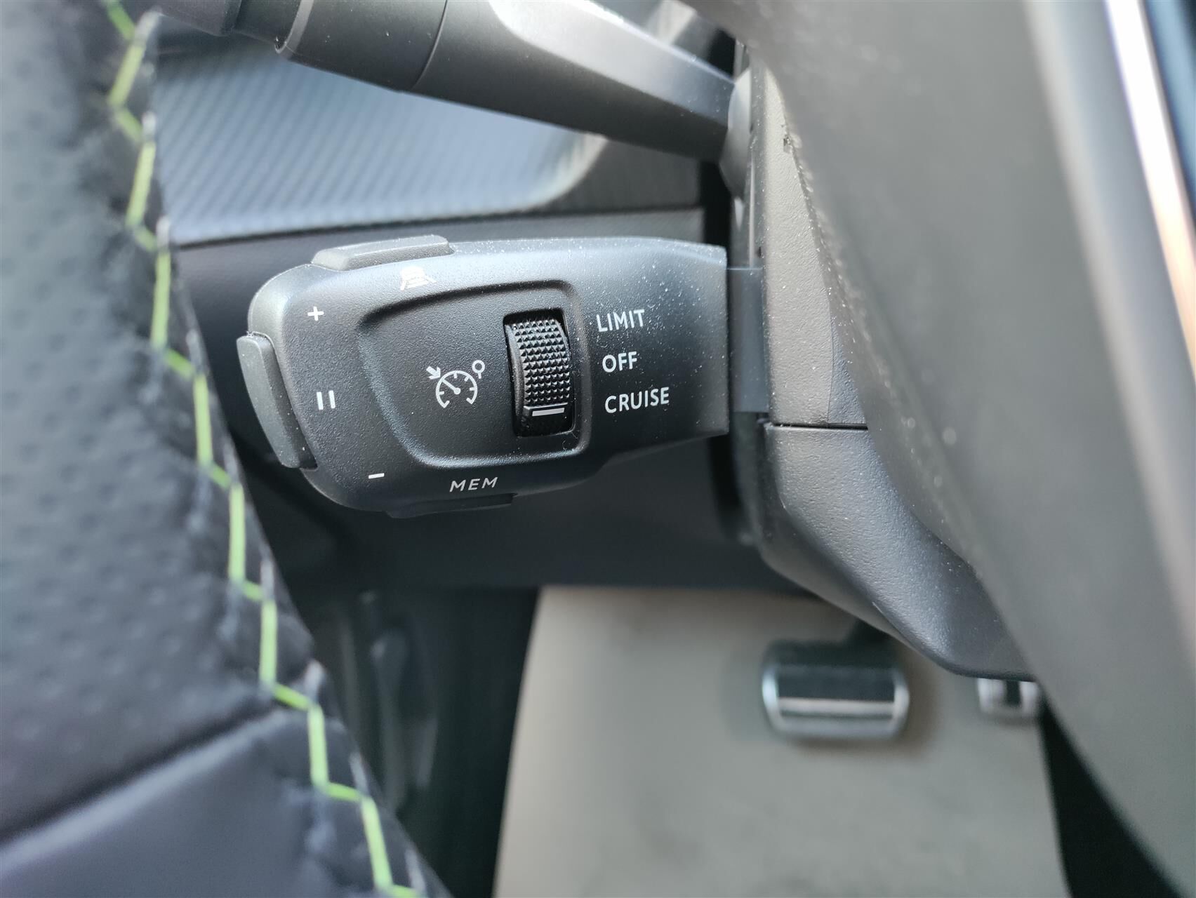 Billede af Peugeot e-2008 EL GT Sky 156HK 5d Aut.