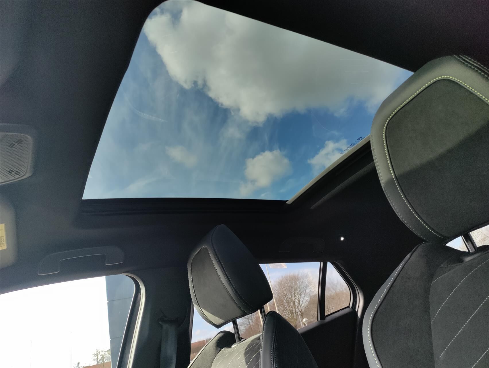 Billede af Peugeot e-2008 EL GT Sky 156HK 5d Aut.