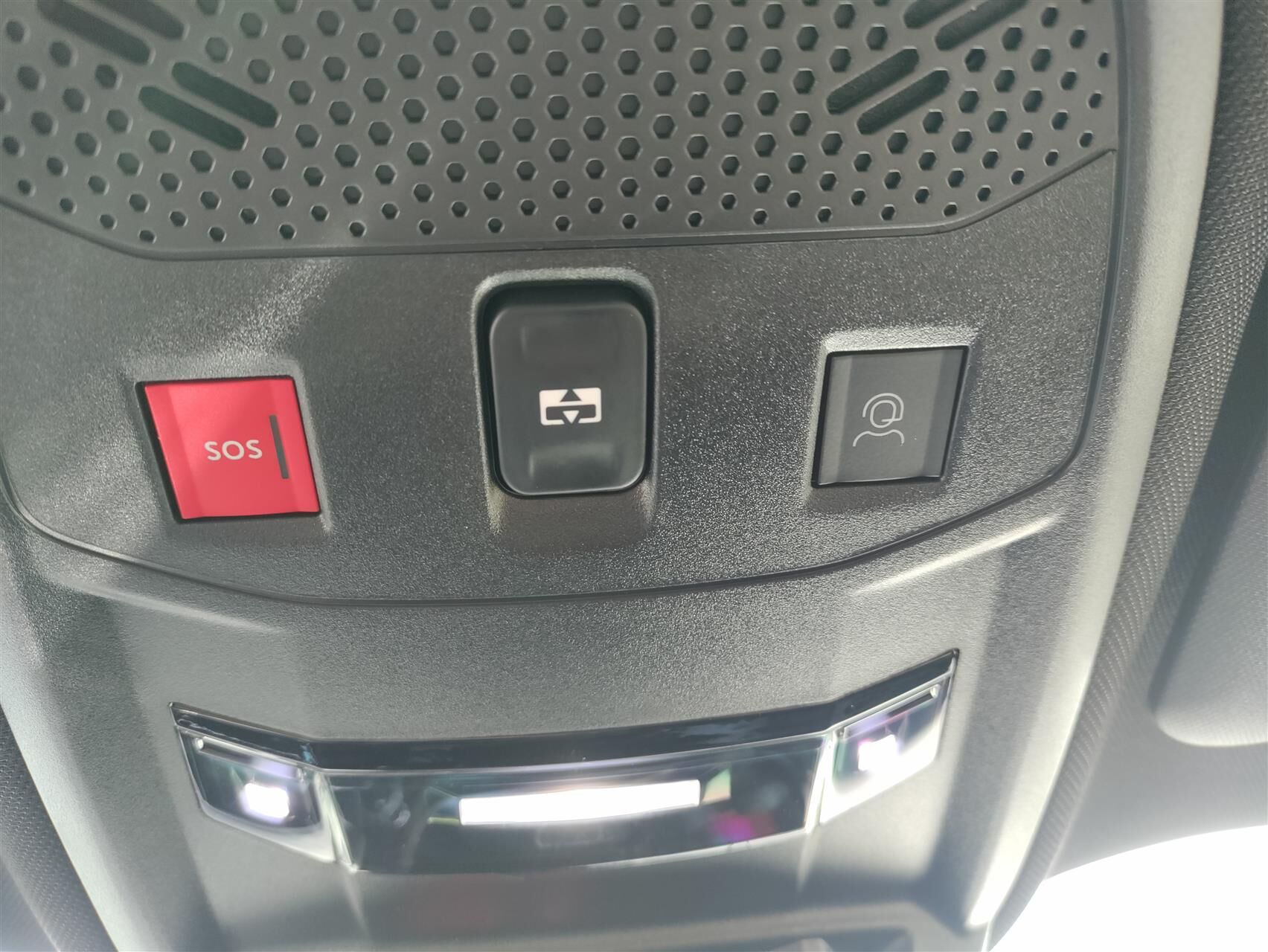 Billede af Peugeot e-2008 EL GT Sky 156HK 5d Aut.