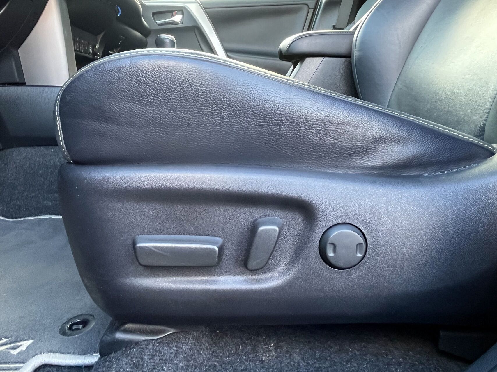 Billede af Toyota RAV4 2,5 Hybrid H4 Safety Sense 4x4 197HK 5d 6g Aut.