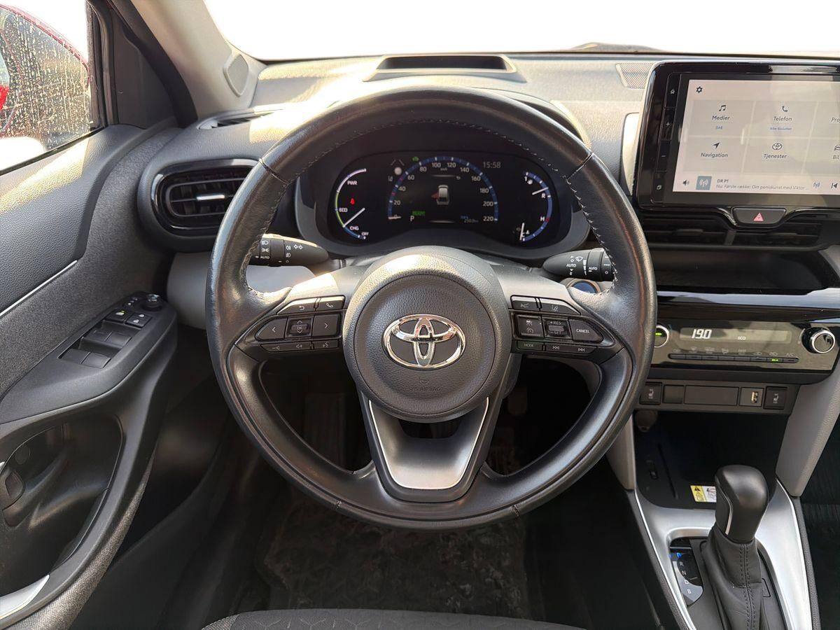 Billede af Toyota Yaris Cross 1,5 Hybrid Active Technology 116HK 5d Trinl. Gear
