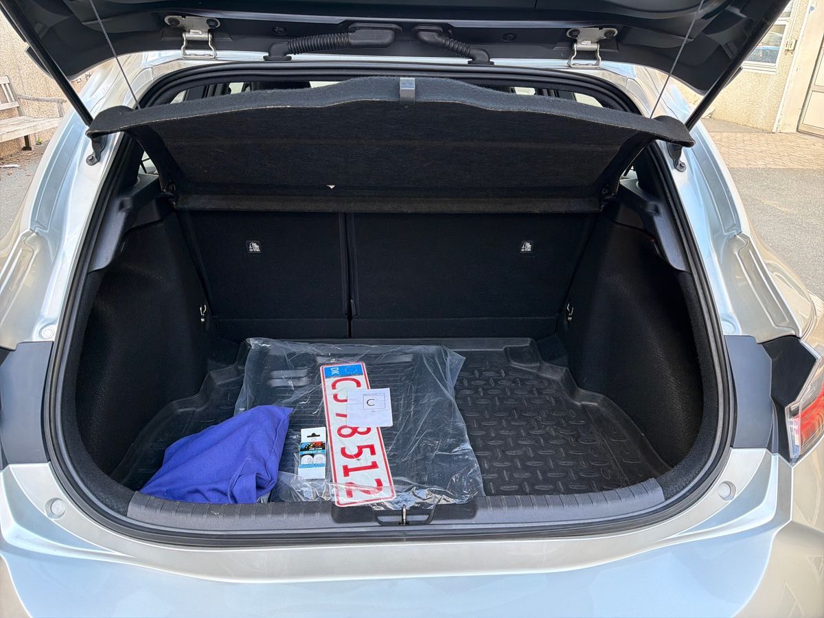 Billede af Toyota Corolla 1,8 Hybrid H3 E-CVT 122HK 5d Trinl. Gear