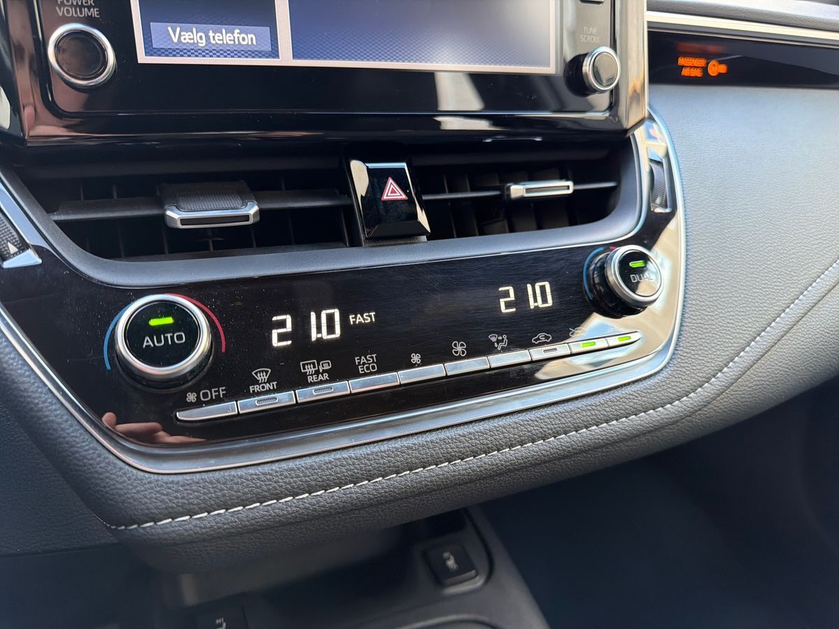 Billede af Toyota Corolla 1,8 Hybrid H3 E-CVT 122HK 5d Trinl. Gear