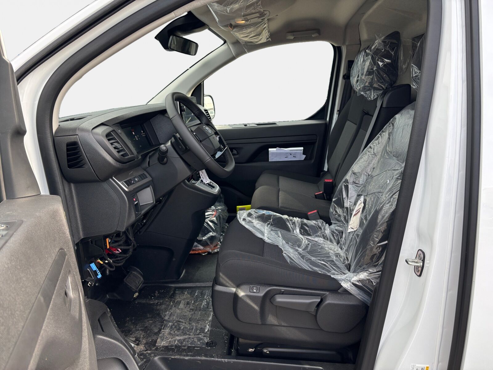 Billede af Toyota Proace Electric Long EL Comfort Master To Skydedør 136HK Van Aut.