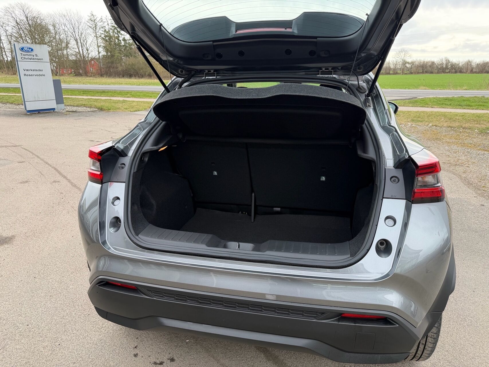 Billede af Nissan Juke 1,0 Dig-T Acenta DCT 114HK 5d 7g Aut.