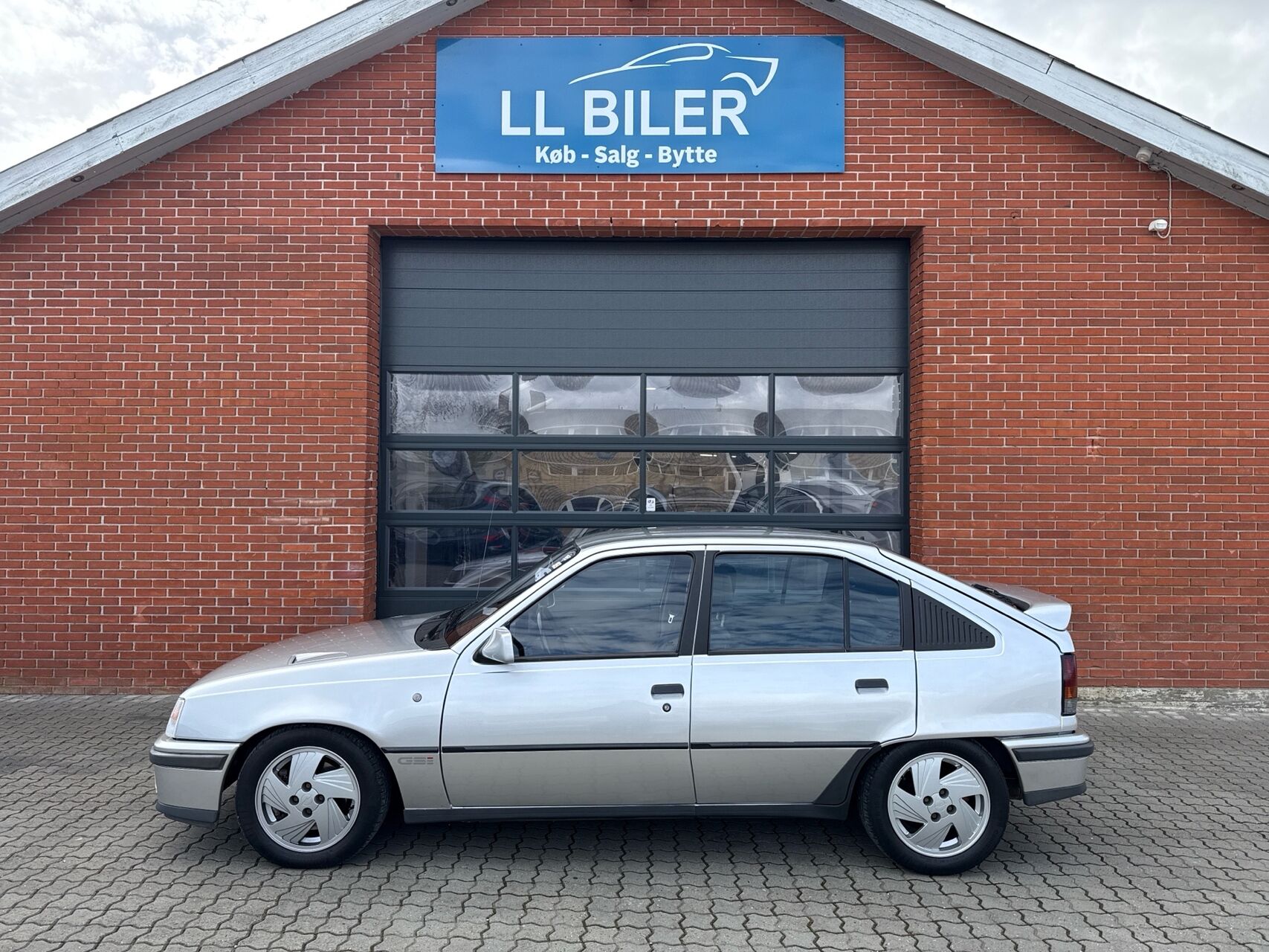 Billede af Opel Kadett 2,0 i 16V GSi 150HK 3d