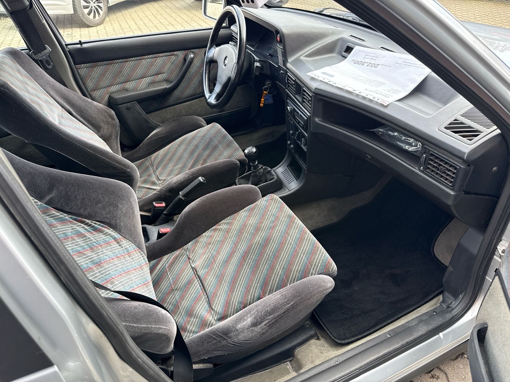 Billede af Opel Kadett 2,0 i 16V GSi 150HK 3d