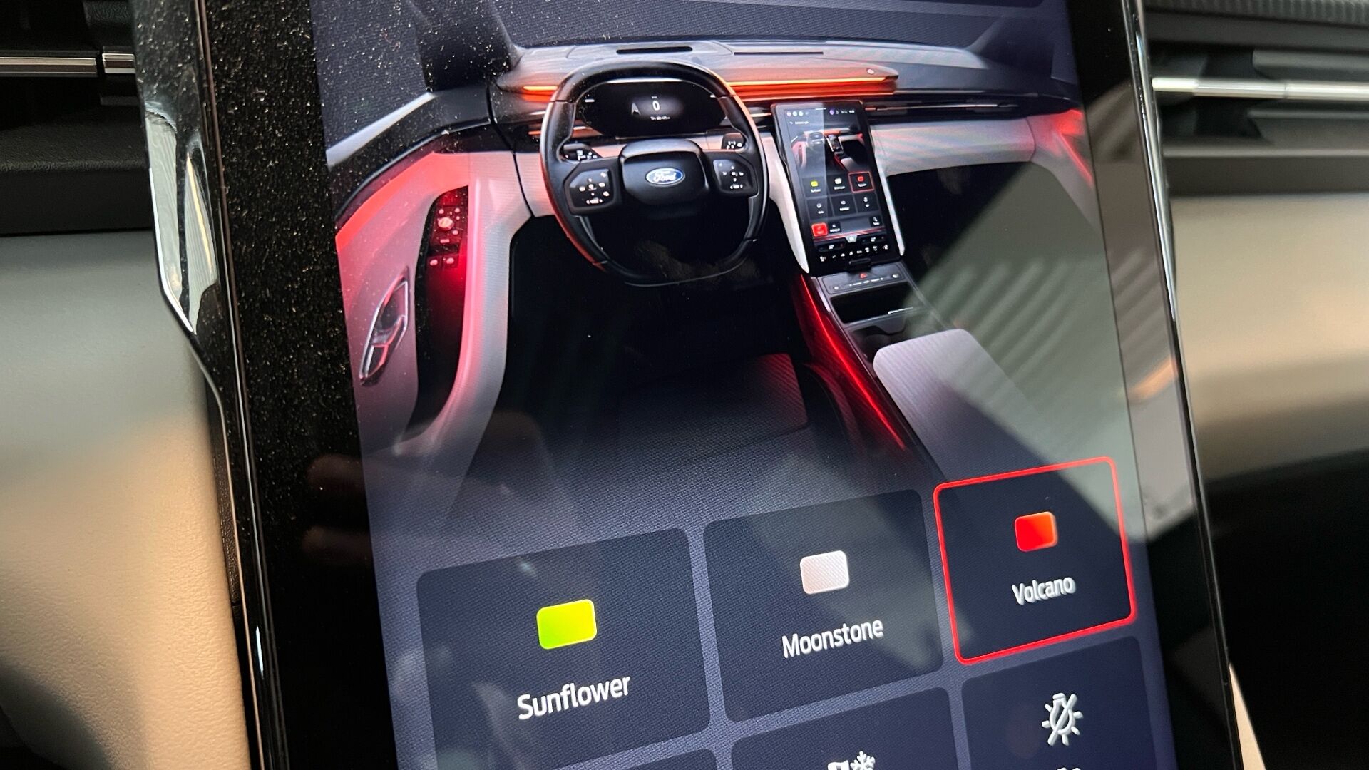 Billede af Ford Explorer EL UR Premium AWD 340HK 5d Aut.