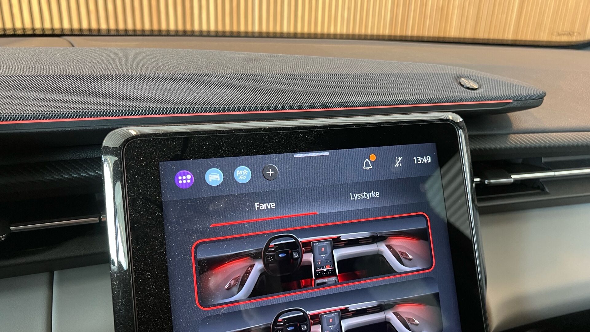 Billede af Ford Explorer EL UR Premium AWD 340HK 5d Aut.