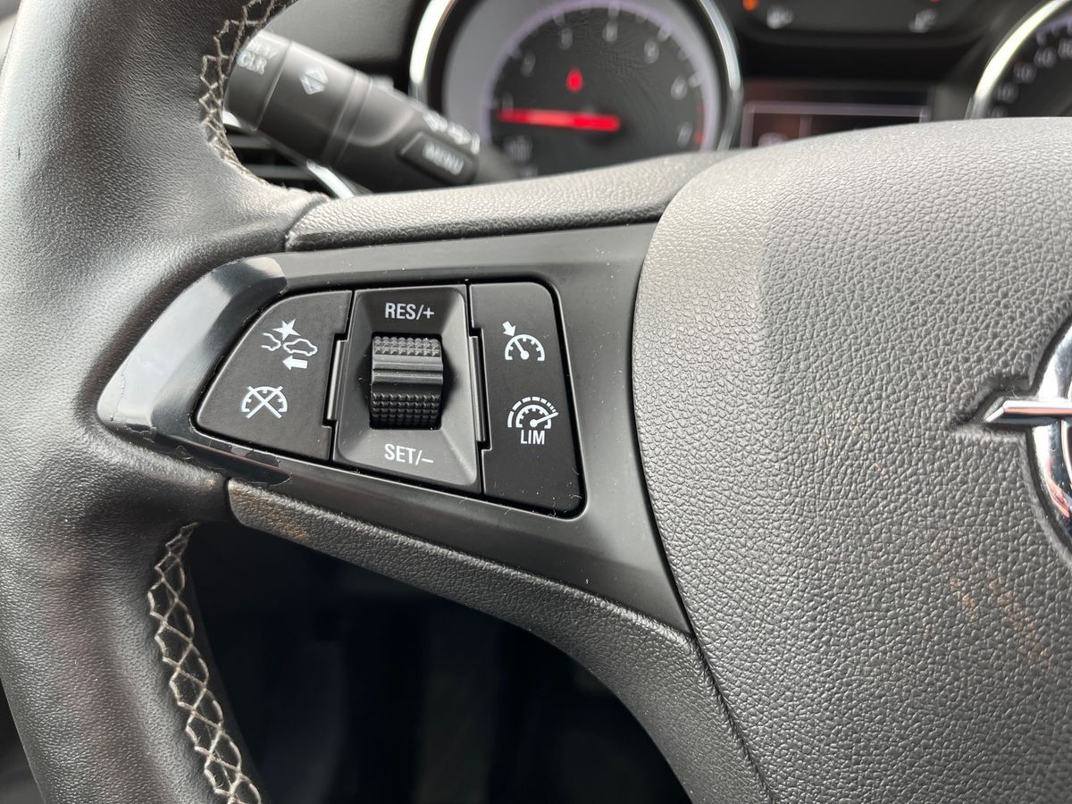 Billede af Opel Astra 1,2 Turbo Elegance 110HK 5d 6g