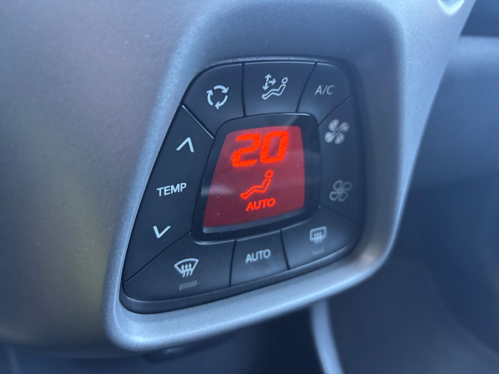 Billede af Toyota Aygo 1,0 VVT-I X-Press 72HK 5d