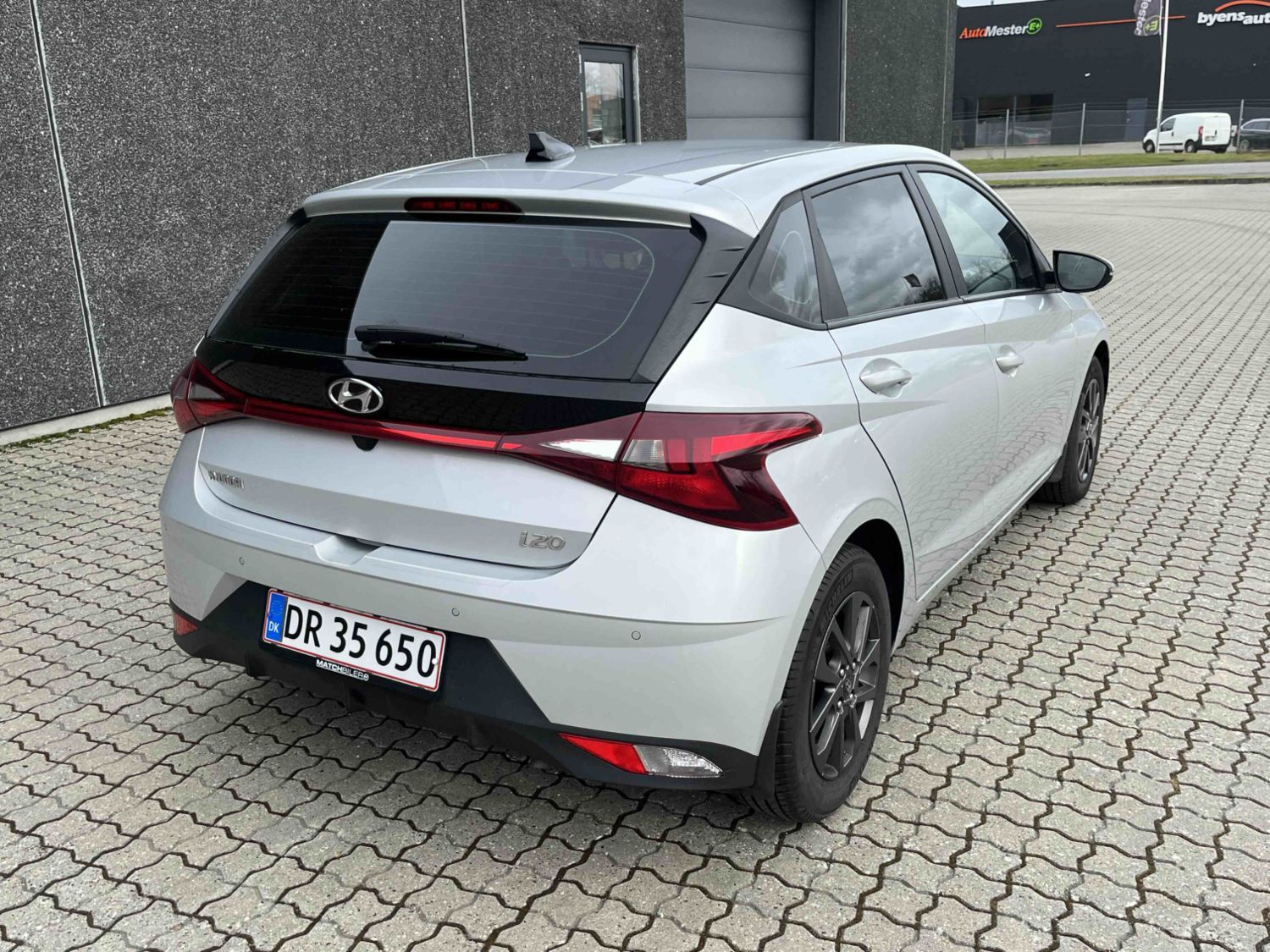 Billede af Hyundai i20 1,0 T-GDI Essential Komfort DCT 100HK 5d 7g Aut.