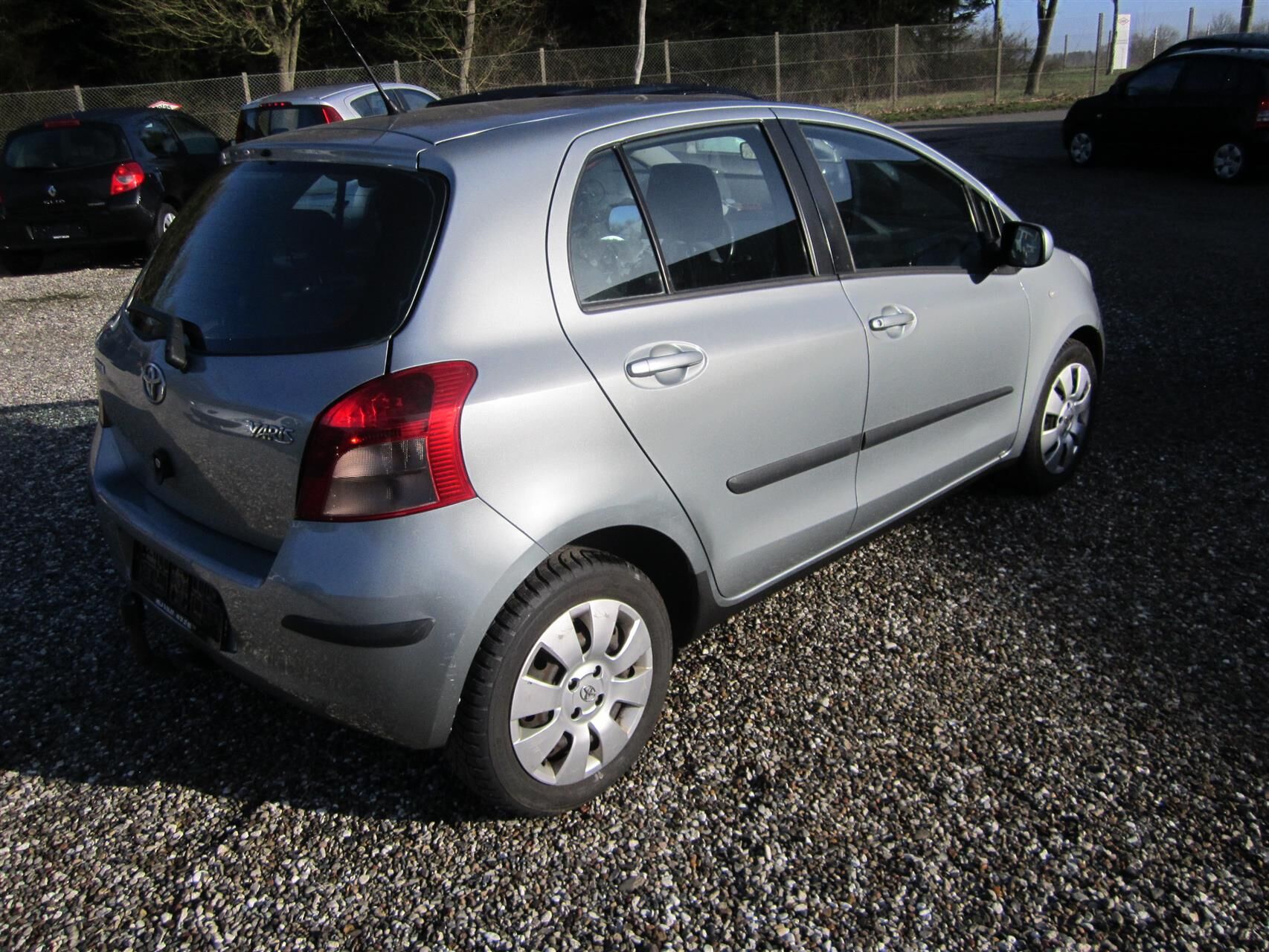 Billede af Toyota Yaris 1,3 VVT-I Linea Luna 87HK 5d