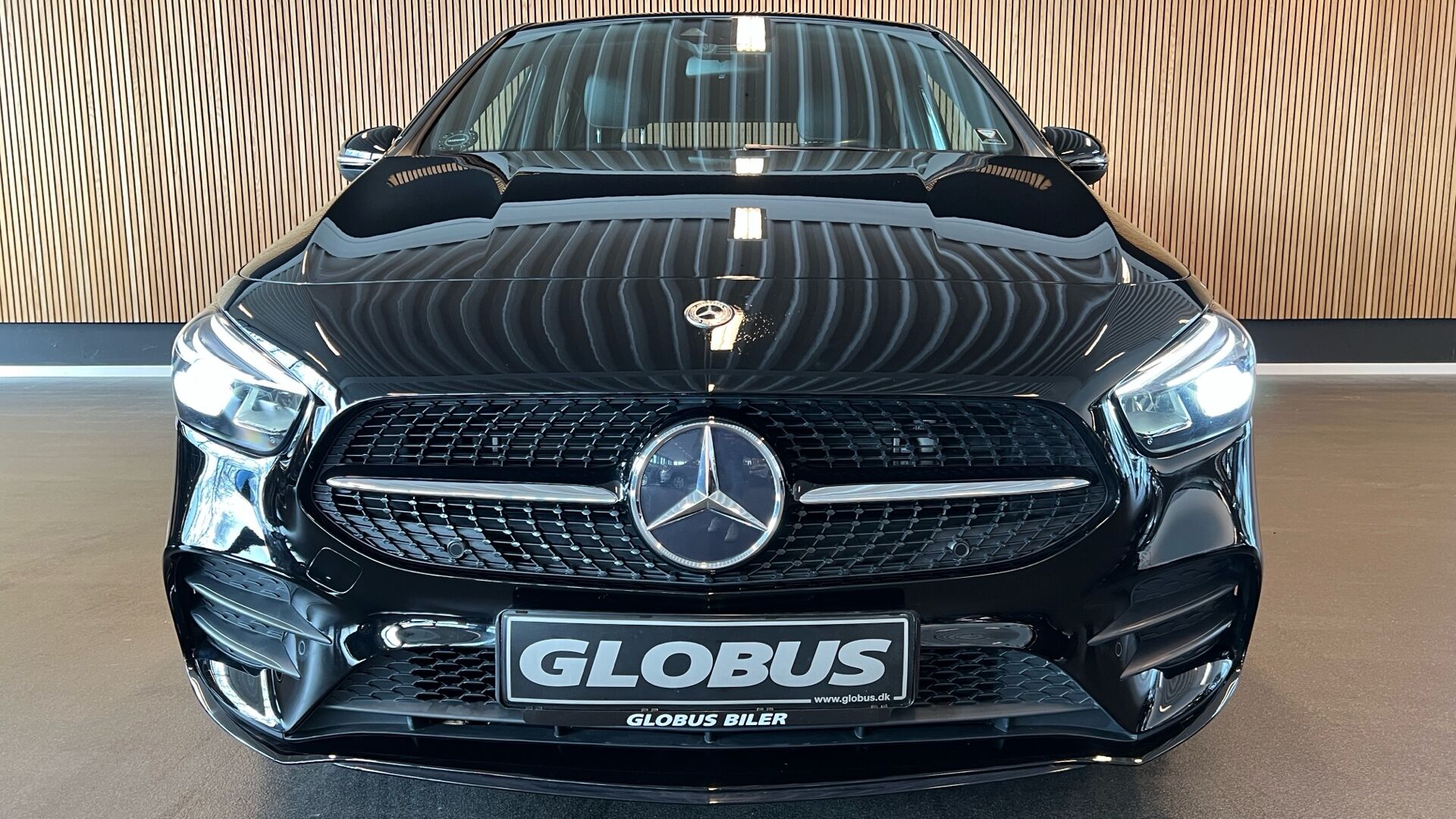 Billede af Mercedes-Benz B250 e 1,3 Plugin-hybrid AMG Line 8G-DCT 218HK 8g Aut.