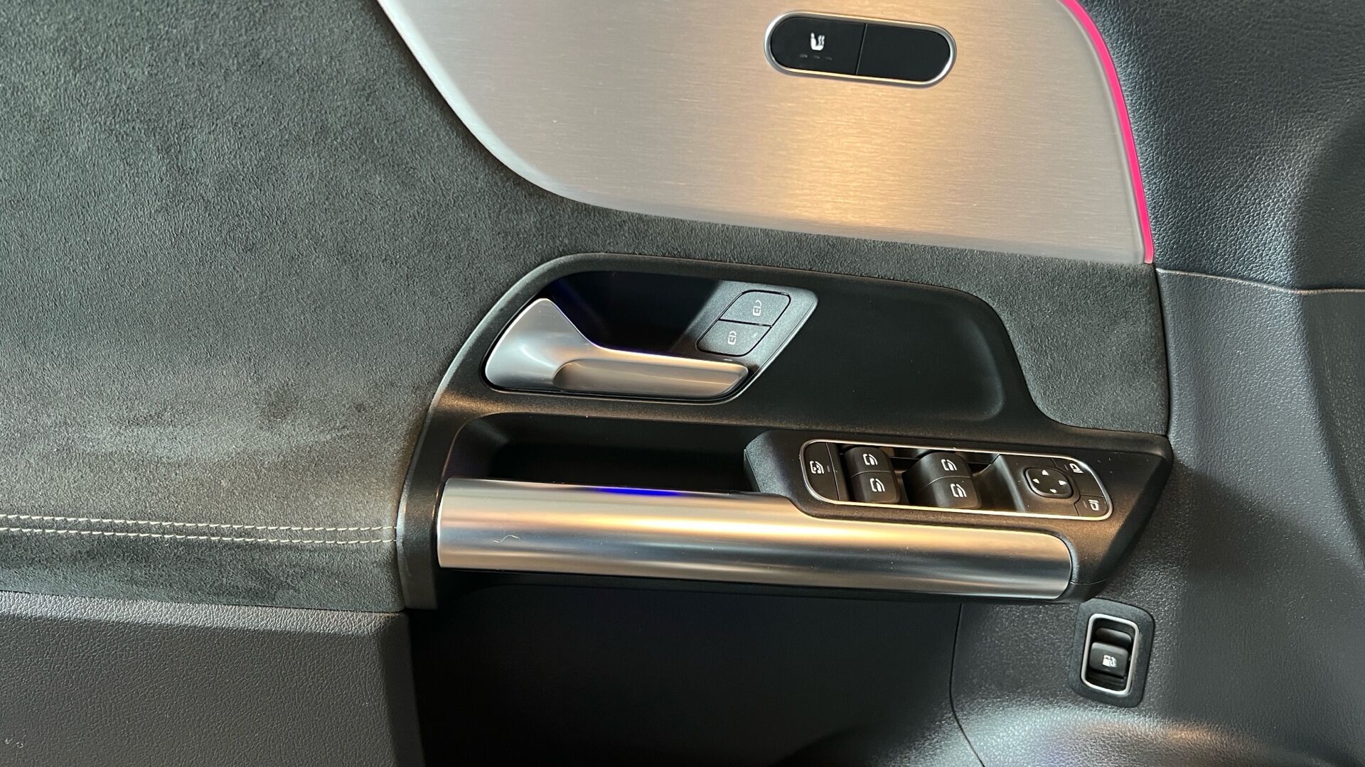 Billede af Mercedes-Benz B250 e 1,3 Plugin-hybrid AMG Line 8G-DCT 218HK 8g Aut.