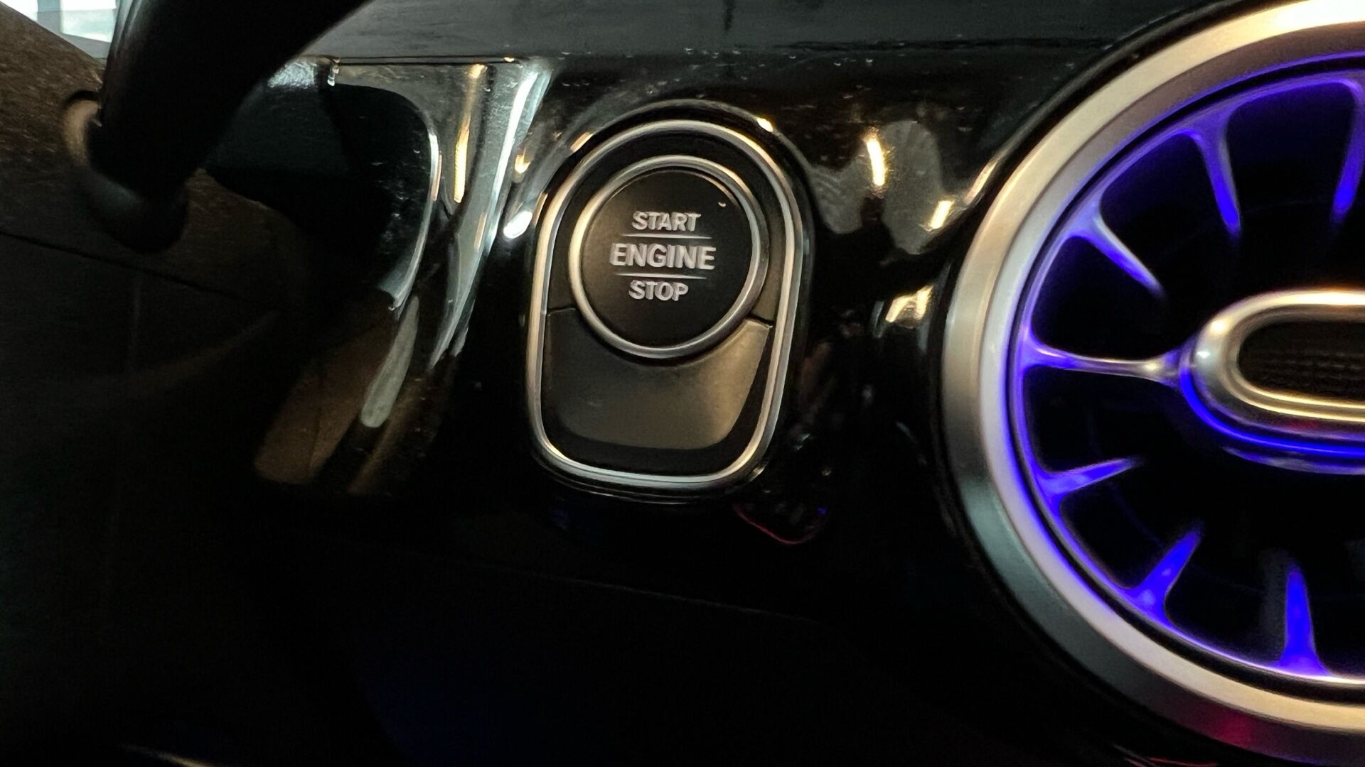 Billede af Mercedes-Benz B250 e 1,3 Plugin-hybrid AMG Line 8G-DCT 218HK 8g Aut.