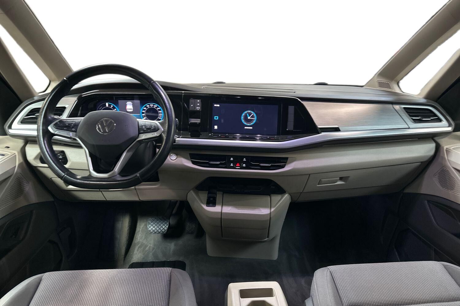 Billede af VW Multivan Kort 1,4 TSI  Plugin-hybrid Life DSG 218HK 6g Aut.