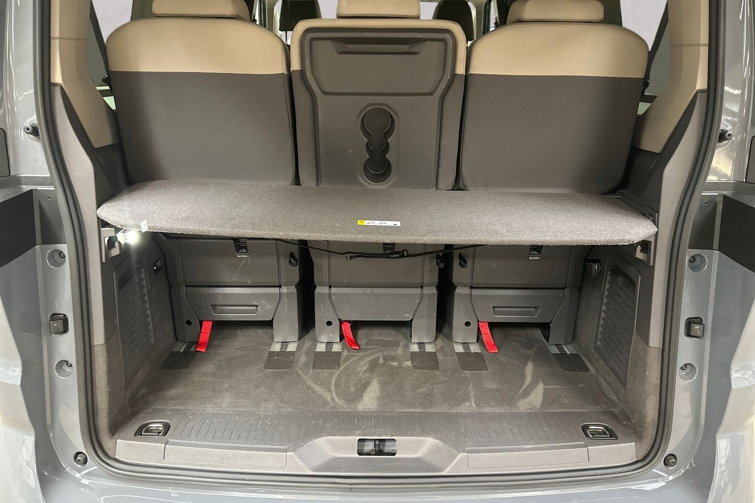 Billede af VW Multivan Kort 1,4 TSI  Plugin-hybrid Life DSG 218HK 6g Aut.