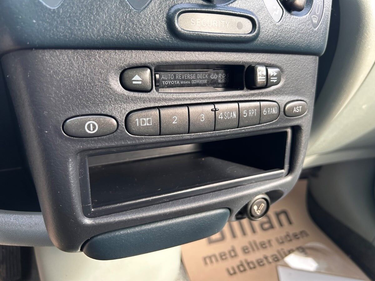 Billede af Toyota Yaris Verso 1,3 Linea Luna 86HK