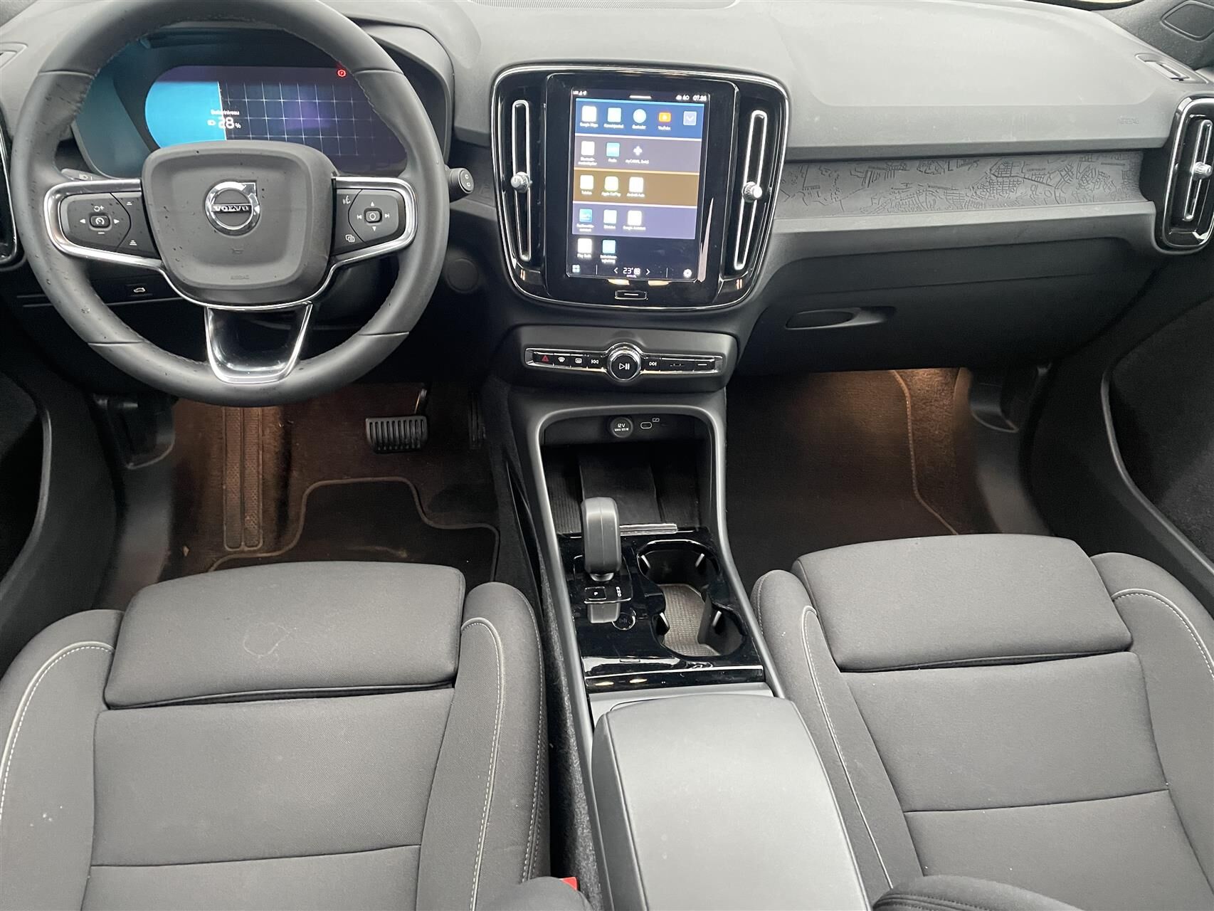 Billede af Volvo XC40 P6 Recharge Core 231HK 5d Aut.