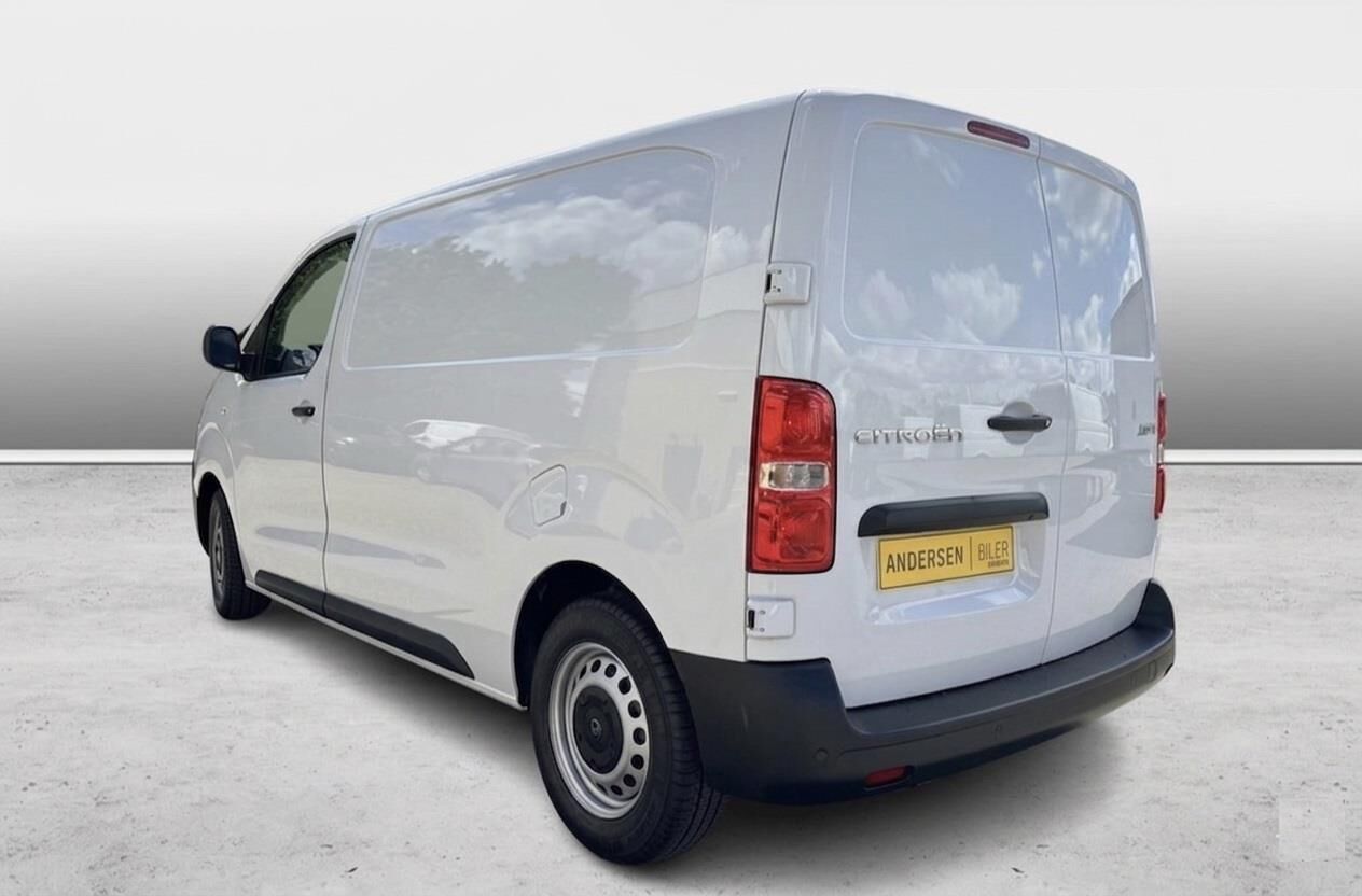 Billede af Citroën Jumpy L2 2,0 Blue HDi Baseline EAT8 145HK Van 8g Aut.