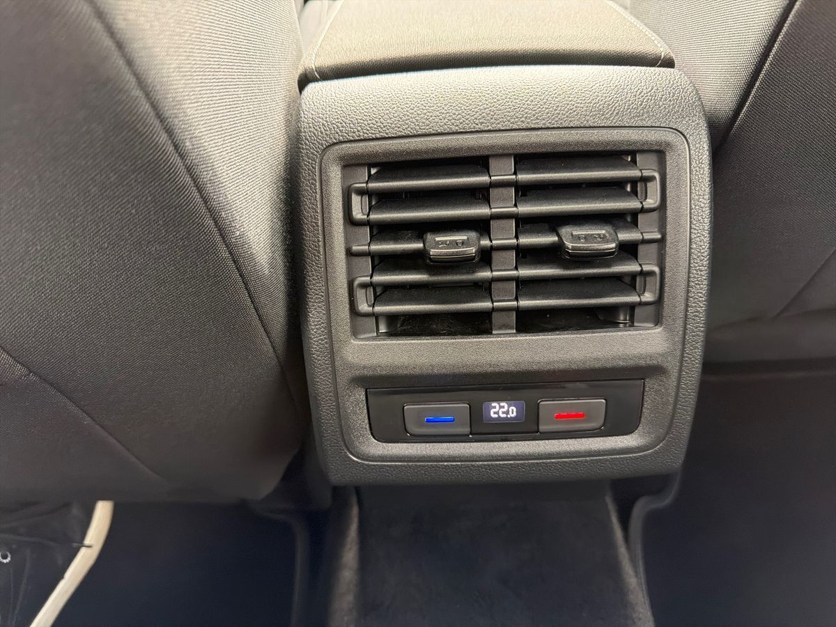 Billede af VW Golf 1,5 eTSI  Mild hybrid Style DSG 150HK 5d 7g Aut.