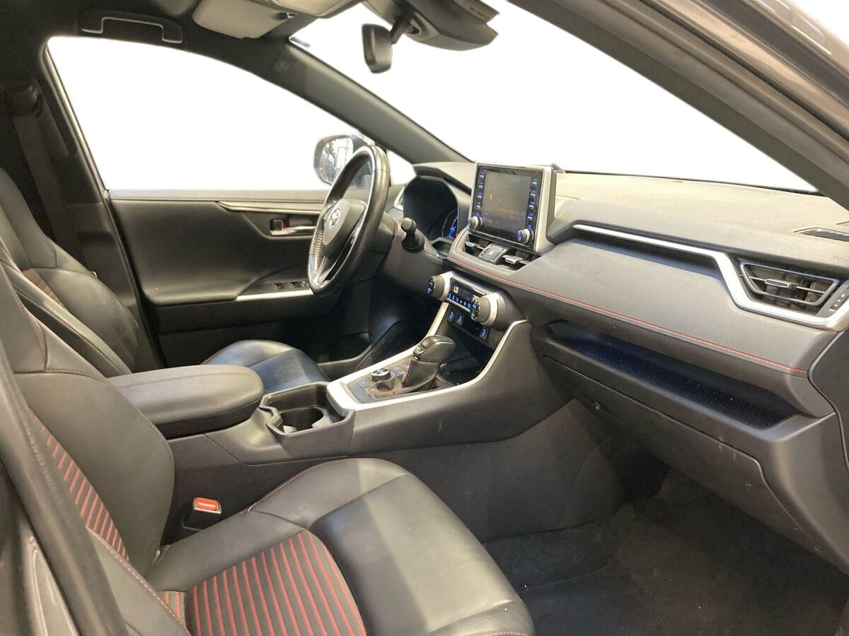 Billede af Toyota RAV4 Plug-in 2,5 Plugin-hybrid H3 Comfort AWD 306HK 5d 6g Aut.