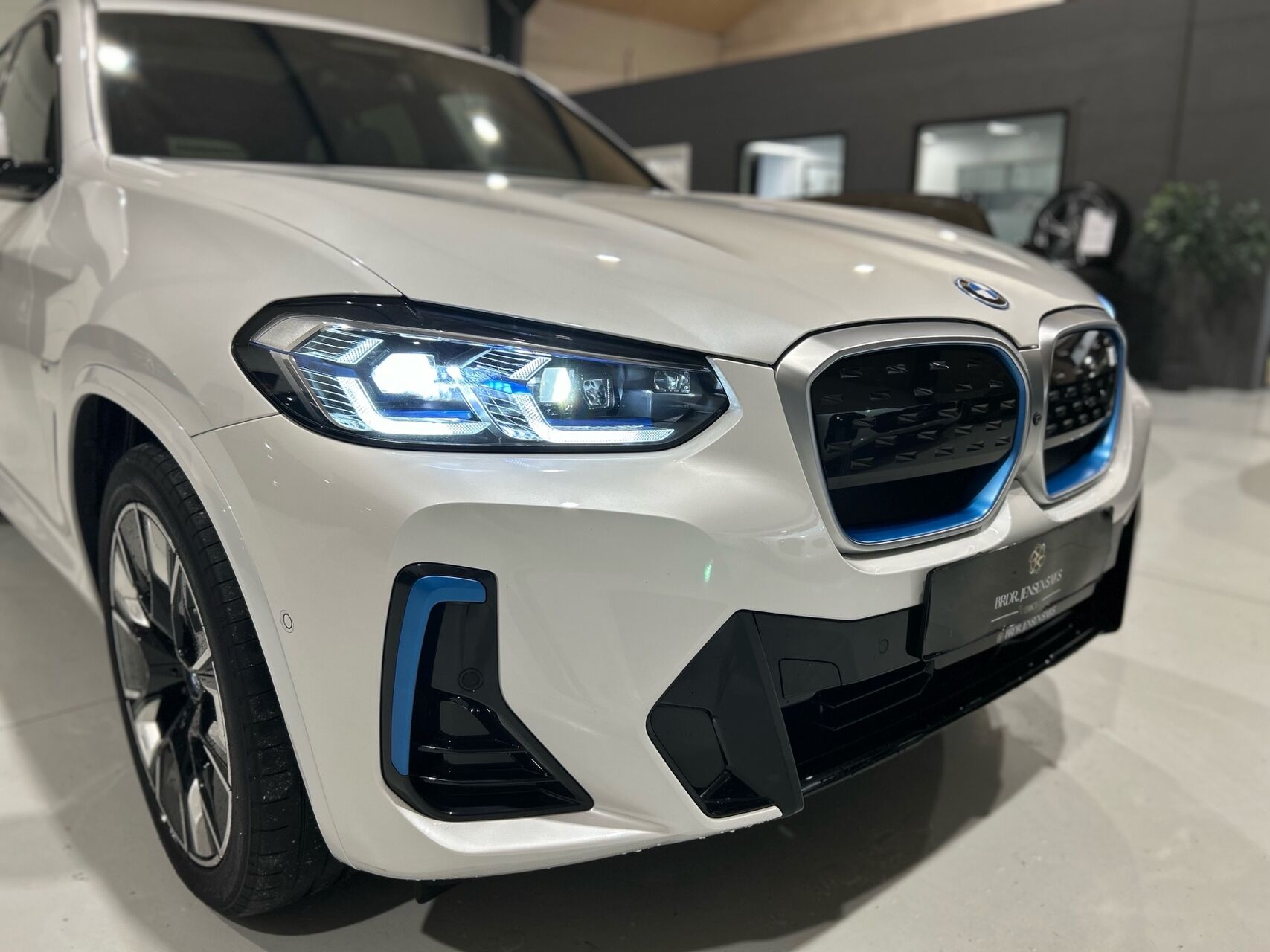Billede af BMW iX3 EL M-Sport Charged Plus 286HK 5d Aut.