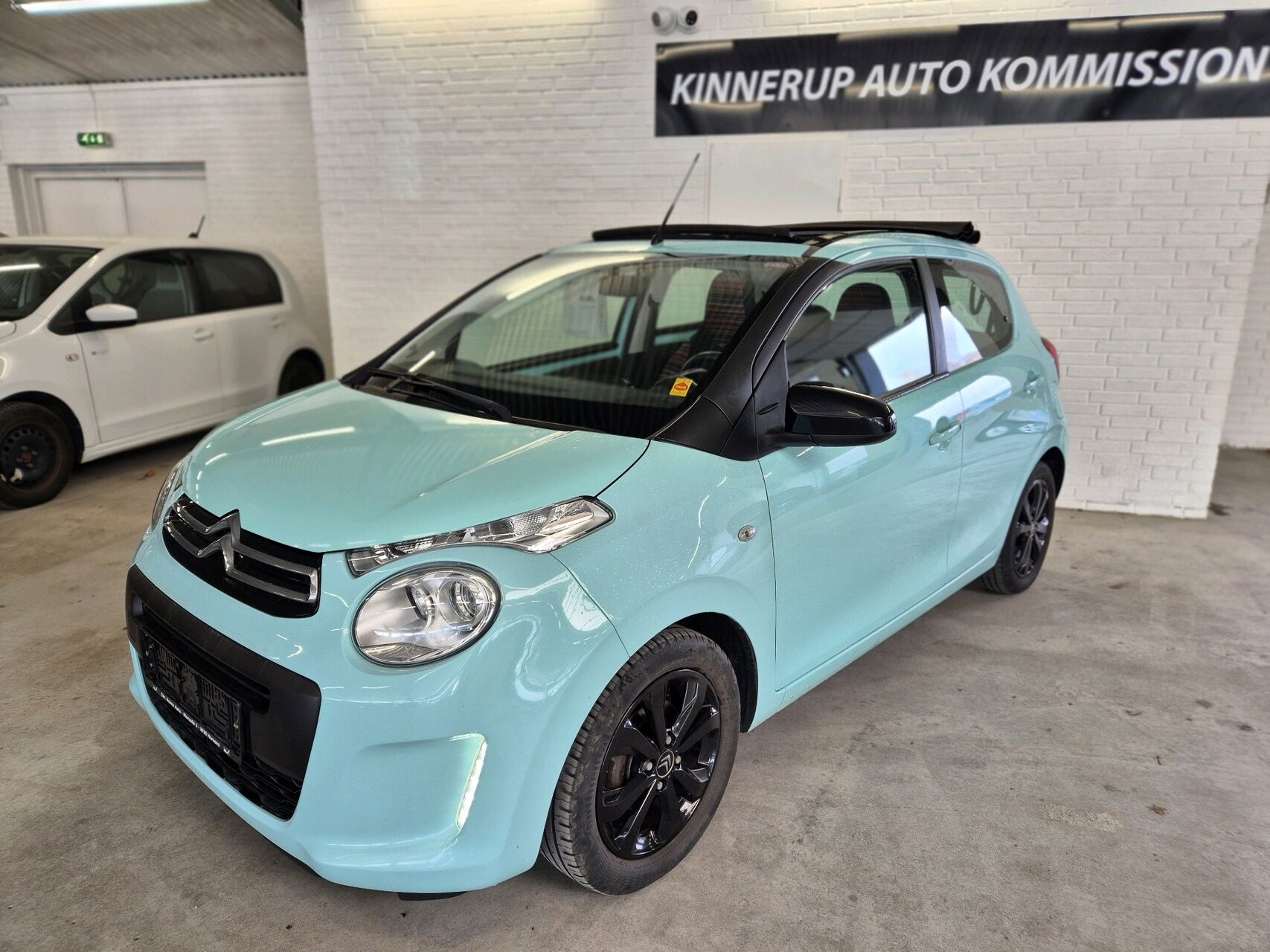 Billede af Citroën C1 1,0 VTi Airscape Iconic start/stop 68HK 5d