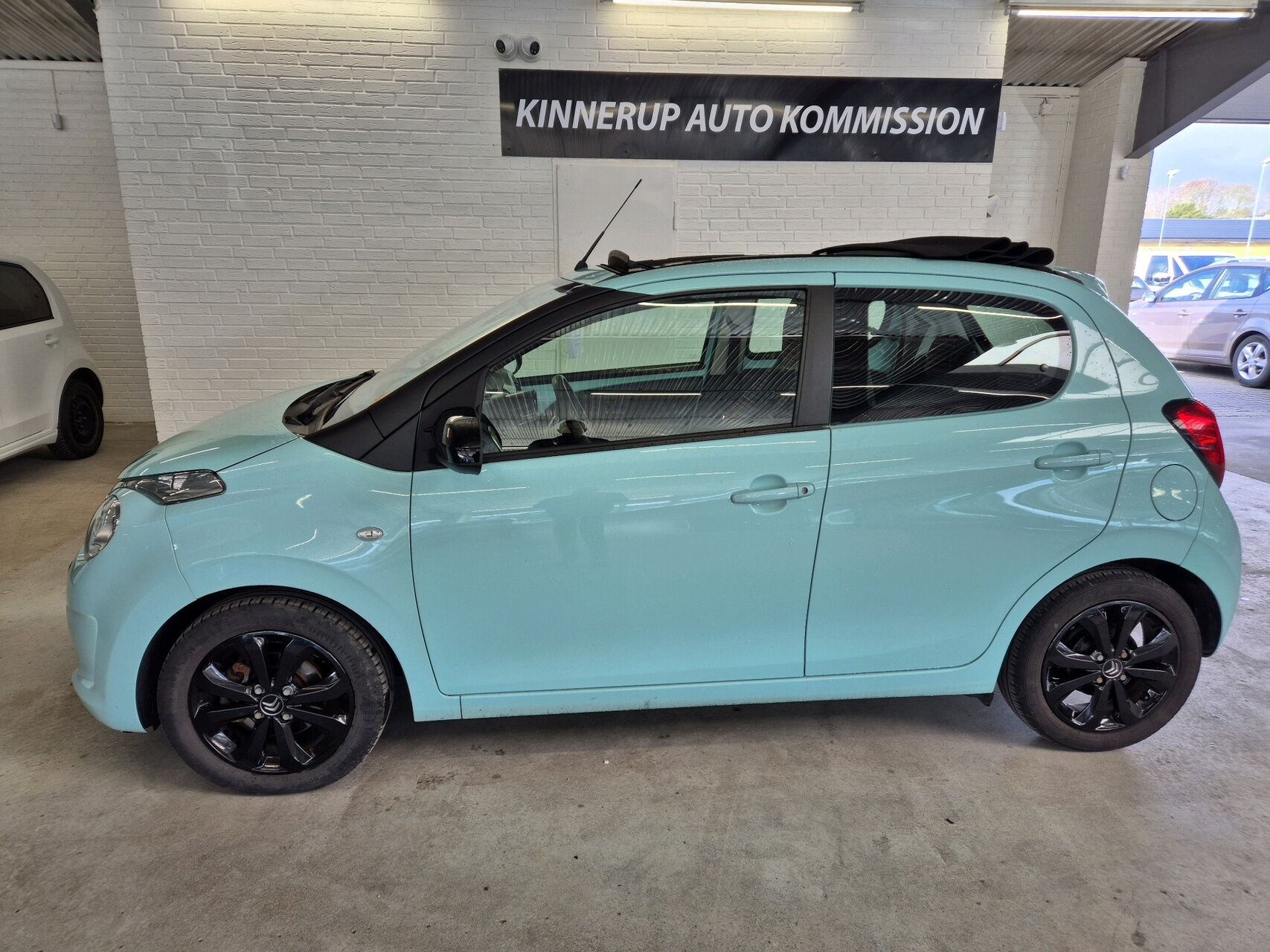 Billede af Citroën C1 1,0 VTi Airscape Iconic start/stop 68HK 5d