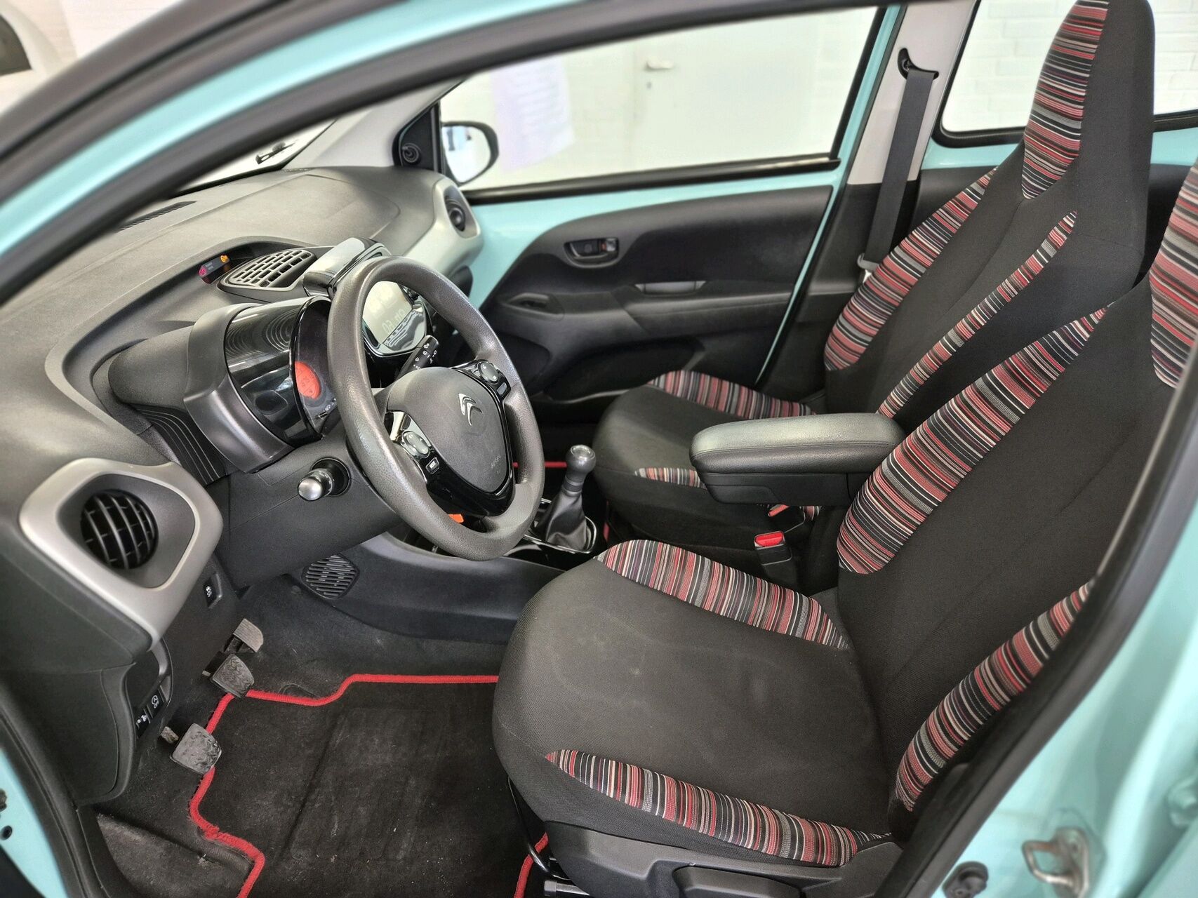 Billede af Citroën C1 1,0 VTi Airscape Iconic start/stop 68HK 5d