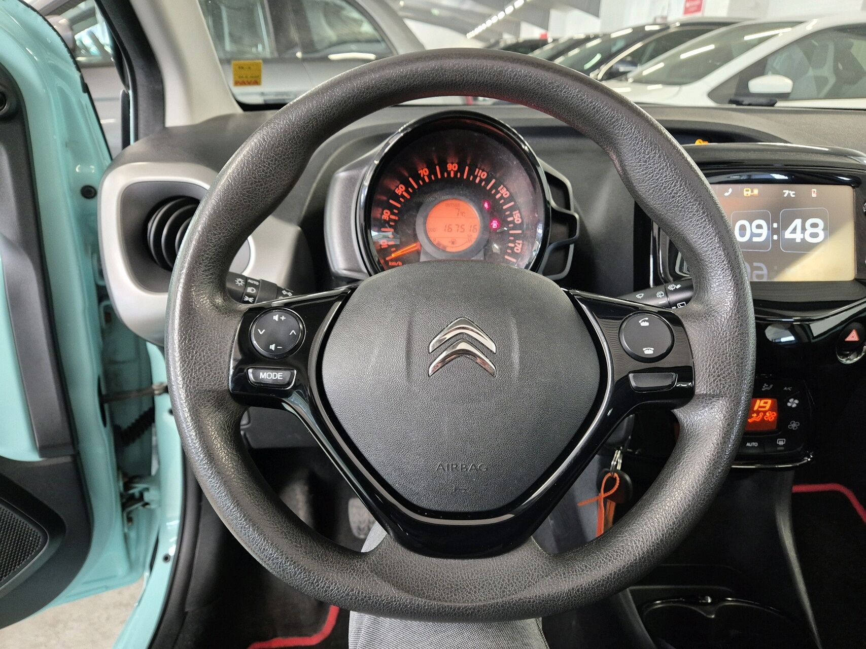 Billede af Citroën C1 1,0 VTi Airscape Iconic start/stop 68HK 5d