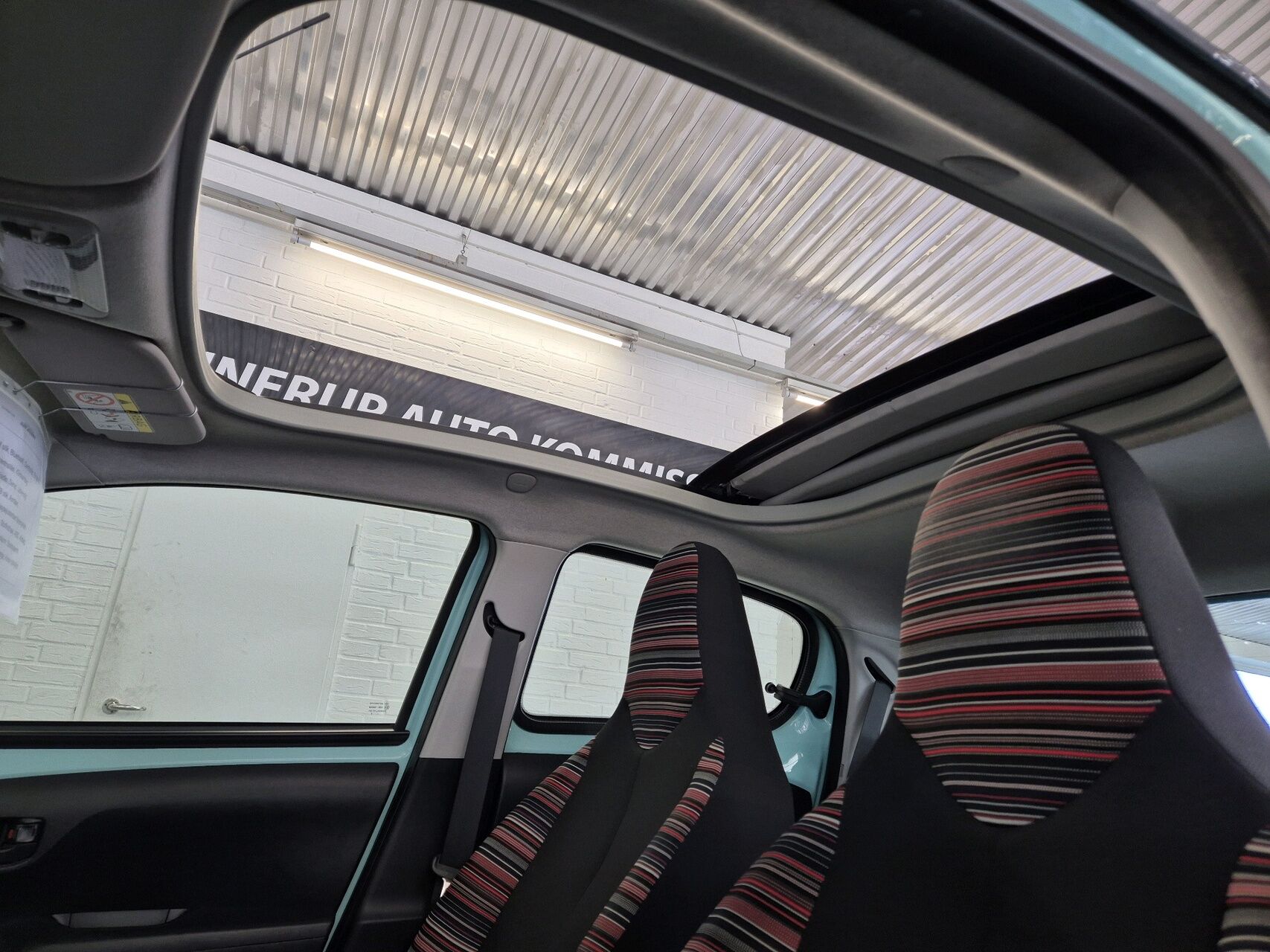 Billede af Citroën C1 1,0 VTi Airscape Iconic start/stop 68HK 5d