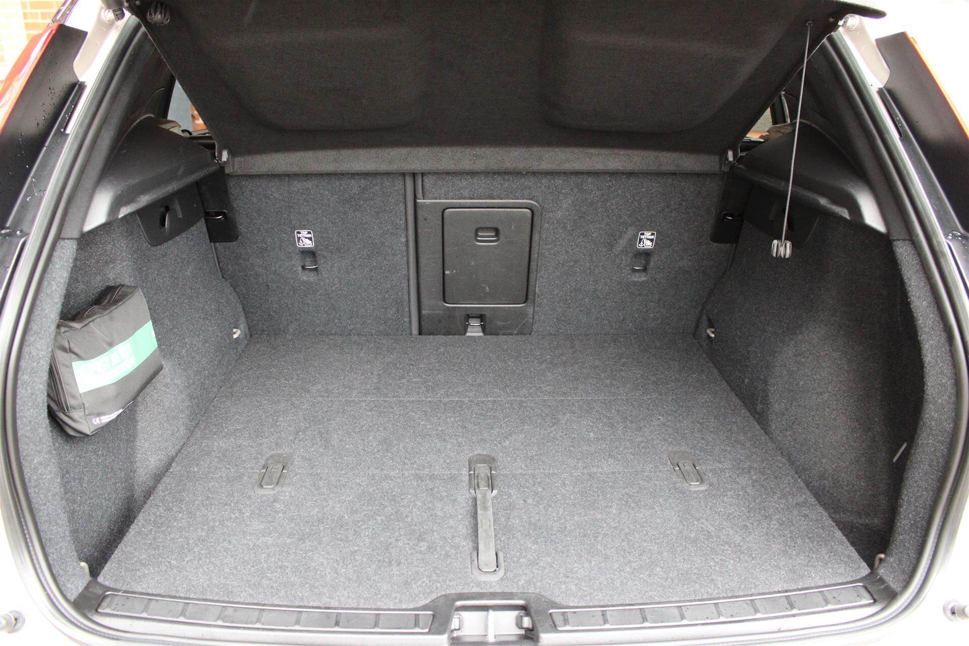 Billede af Volvo XC40 P6 Recharge Plus 231HK 5d Aut.