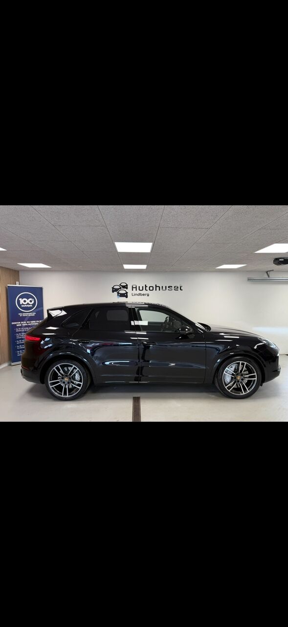 Billede af Porsche Cayenne Turbo 4,0 4WD Tiptr. 550HK 5d 8g Aut.