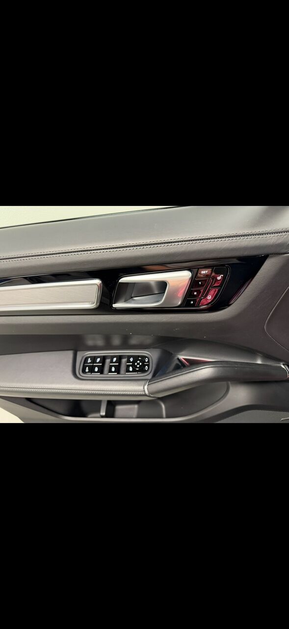 Billede af Porsche Cayenne Turbo 4,0 4WD Tiptr. 550HK 5d 8g Aut.