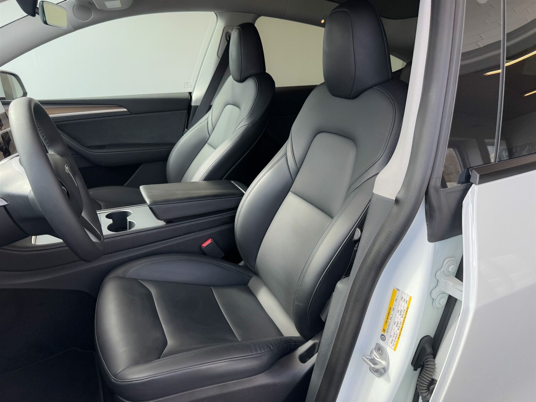 Billede af Tesla Model Y EL RWD 299HK 5d Aut.