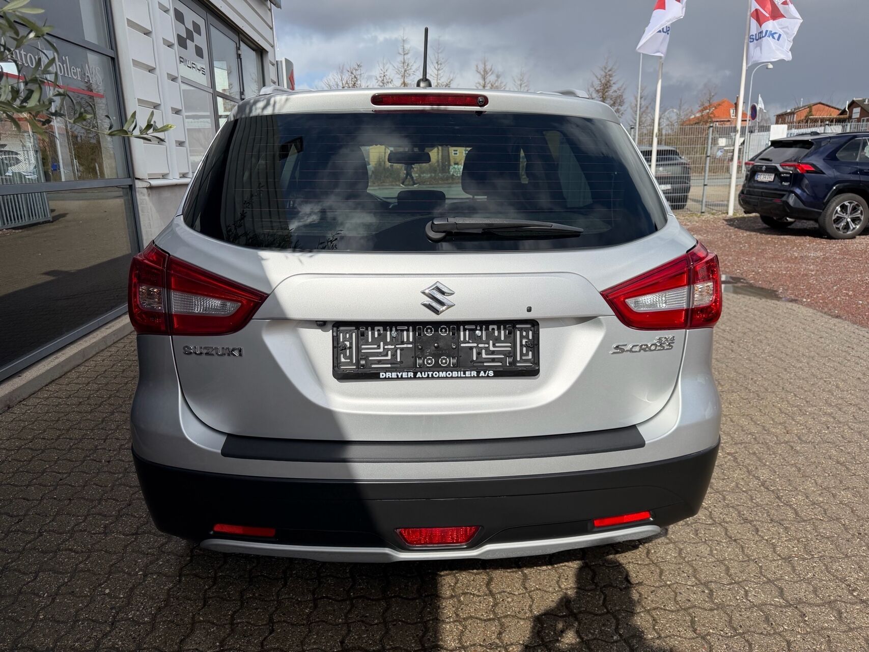Billede af Suzuki S-Cross 1,0 Boosterjet Active 112HK 5d