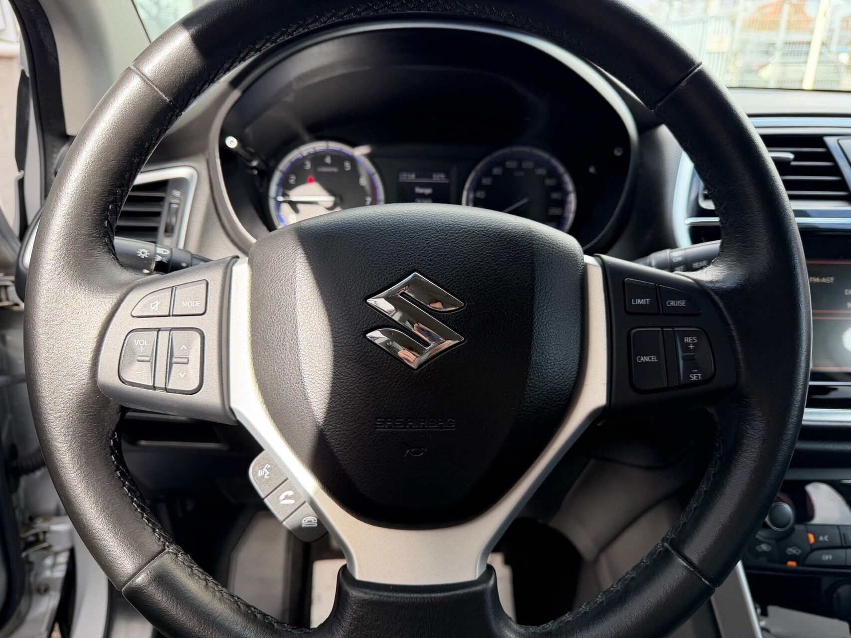 Billede af Suzuki S-Cross 1,0 Boosterjet Active 112HK 5d